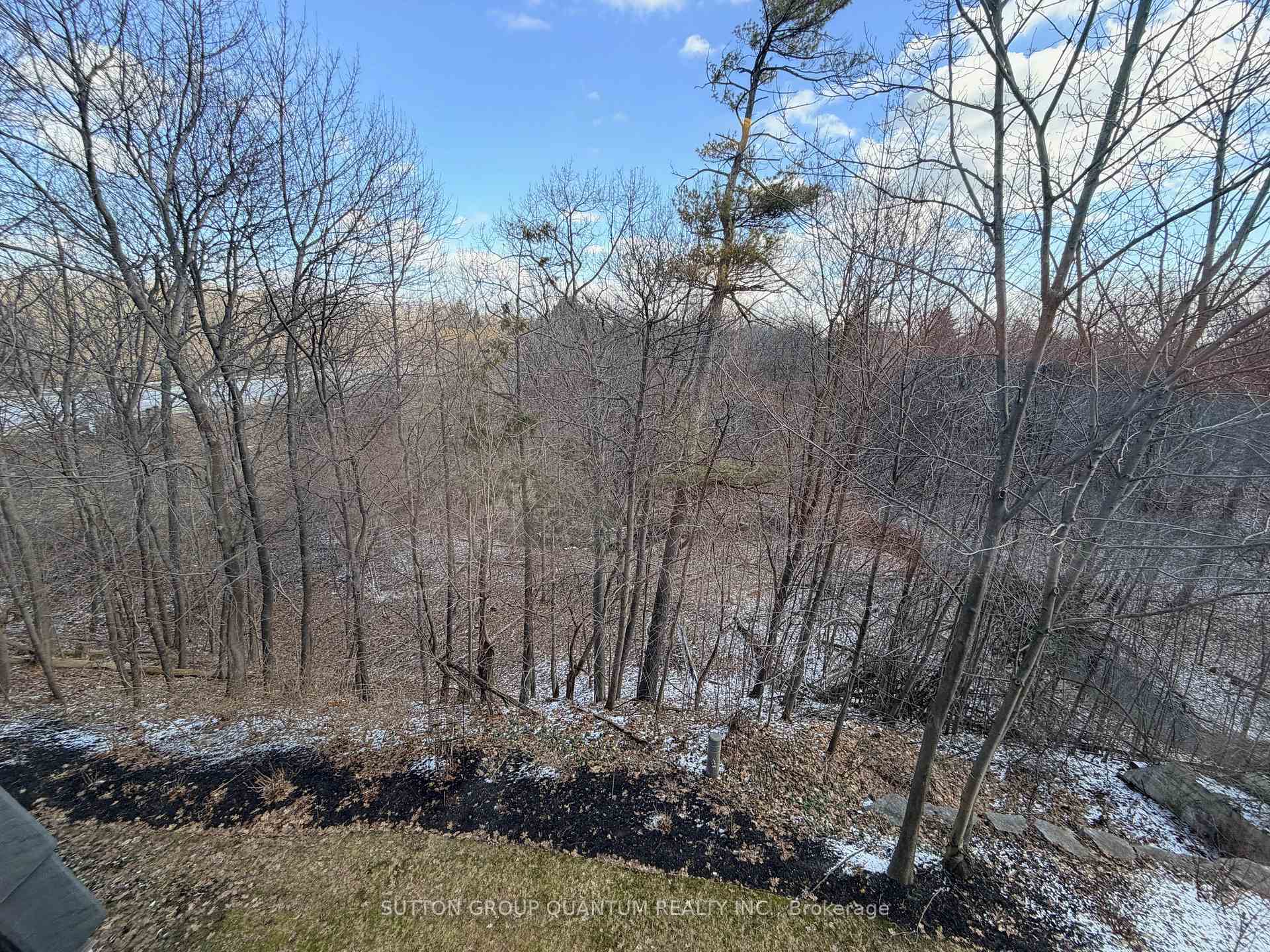 Photo 35 of Unit 305, 390 Upper Middle Road E, Oakville, Falgarwood — HOMEH
