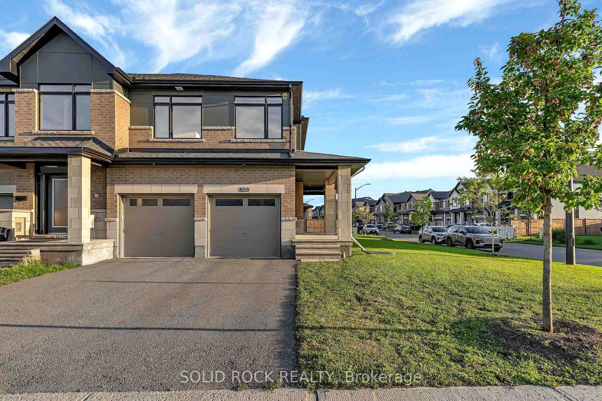 Photo 1 of 859 Solarium Avenue E, Ottawa, Riverside South/Gloucester Glen — HOMEH