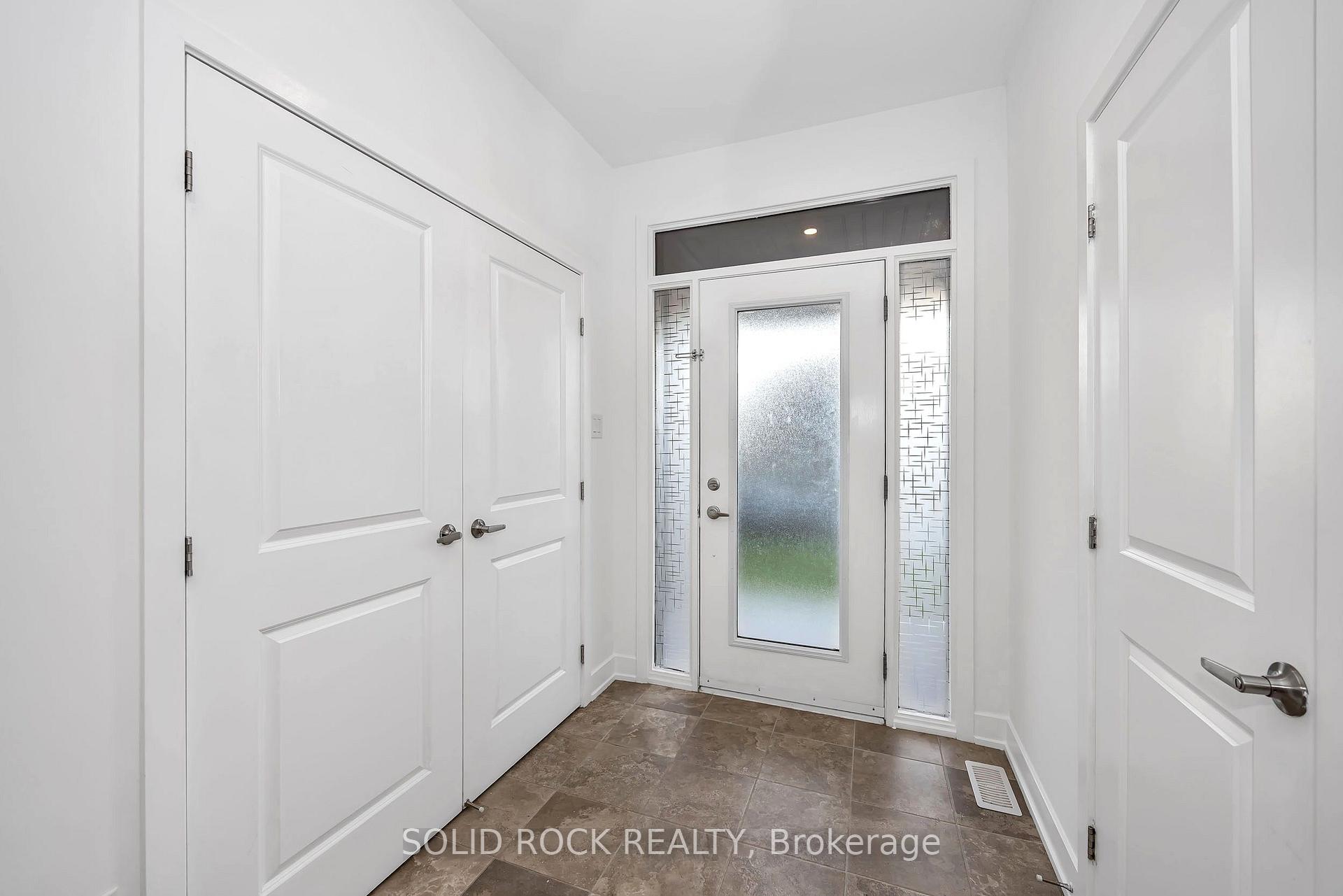 Photo 4 of 859 Solarium Avenue E, Ottawa, Riverside South/Gloucester Glen — HOMEH
