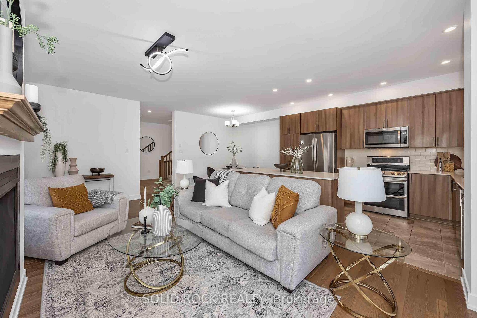 Photo 8 of 859 Solarium Avenue E, Ottawa, Riverside South/Gloucester Glen — HOMEH