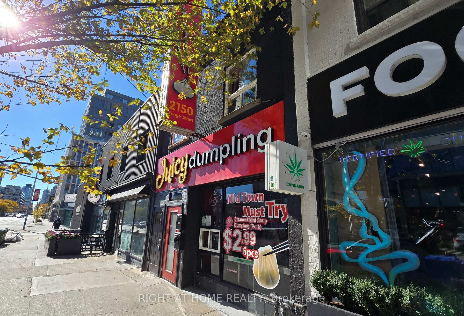 Photo 3 of 2150 Yonge Street, Toronto, Yonge-Eglinton — HOMEH