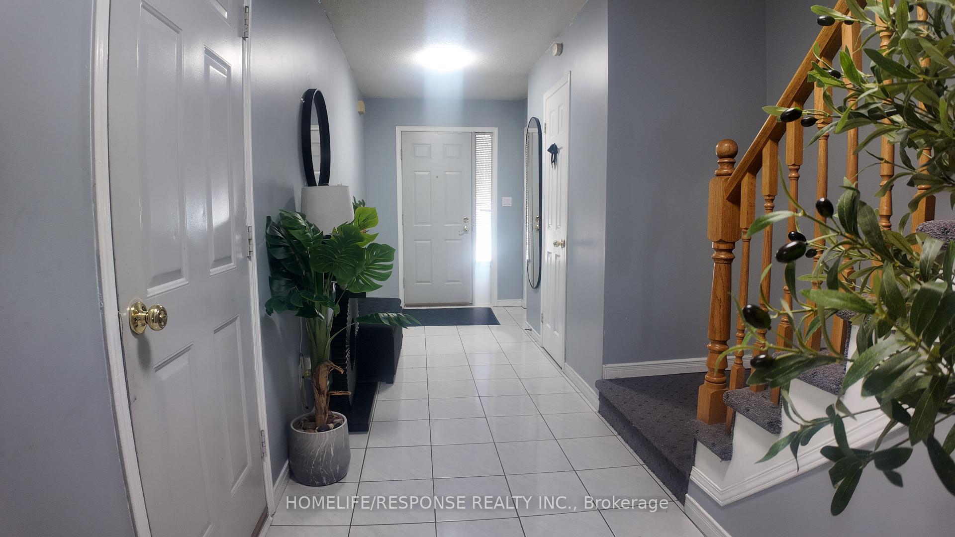 Photo 3 of 136 Essling Avenue, Hamilton, Crerar — HOMEH