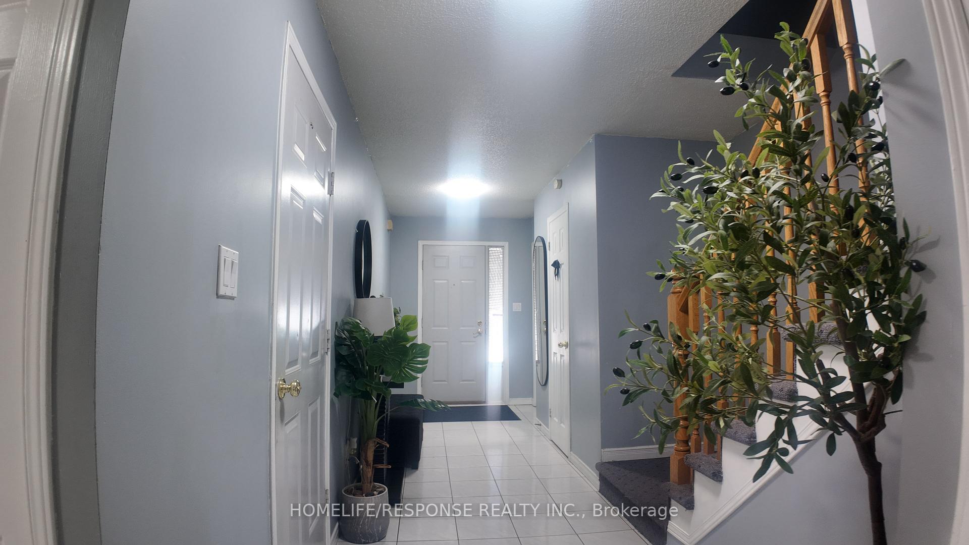 Photo 4 of 136 Essling Avenue, Hamilton, Crerar — HOMEH