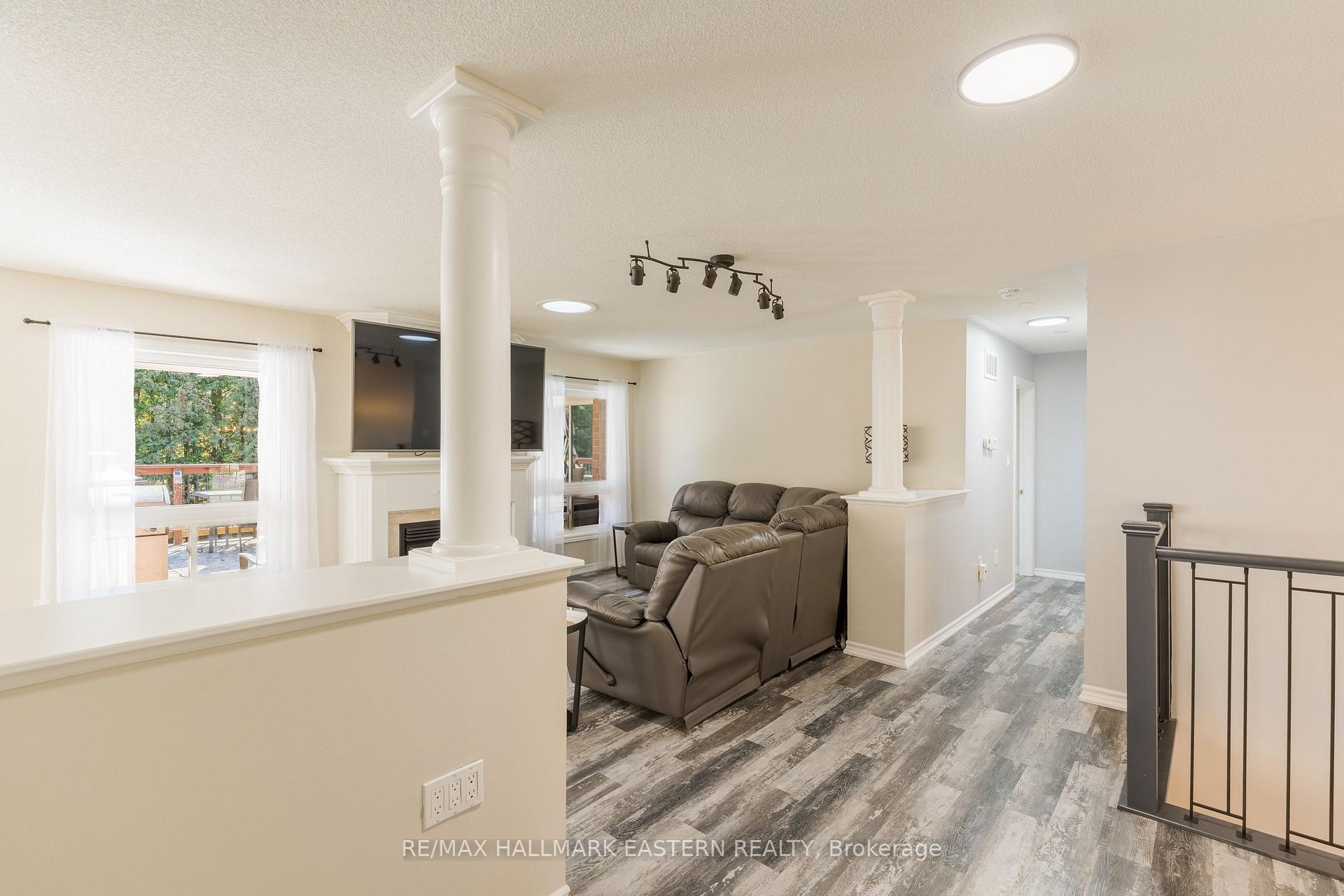 Photo 14 of 10 Springbank Road, Kawartha Lakes, Omemee — HOMEH