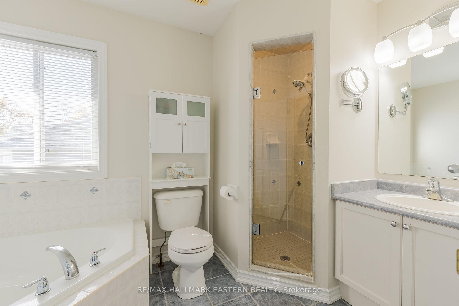 Photo 19 of 10 Springbank Road, Kawartha Lakes, Omemee — HOMEH