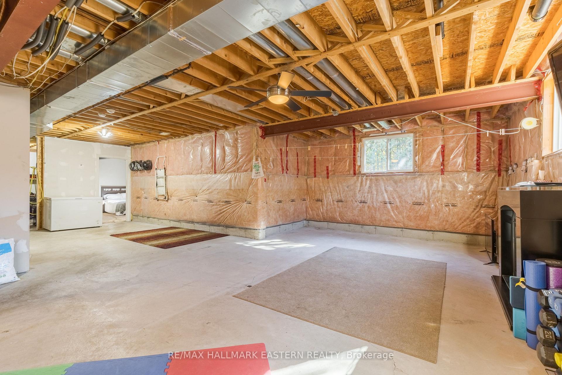 Photo 33 of 10 Springbank Road, Kawartha Lakes, Omemee — HOMEH