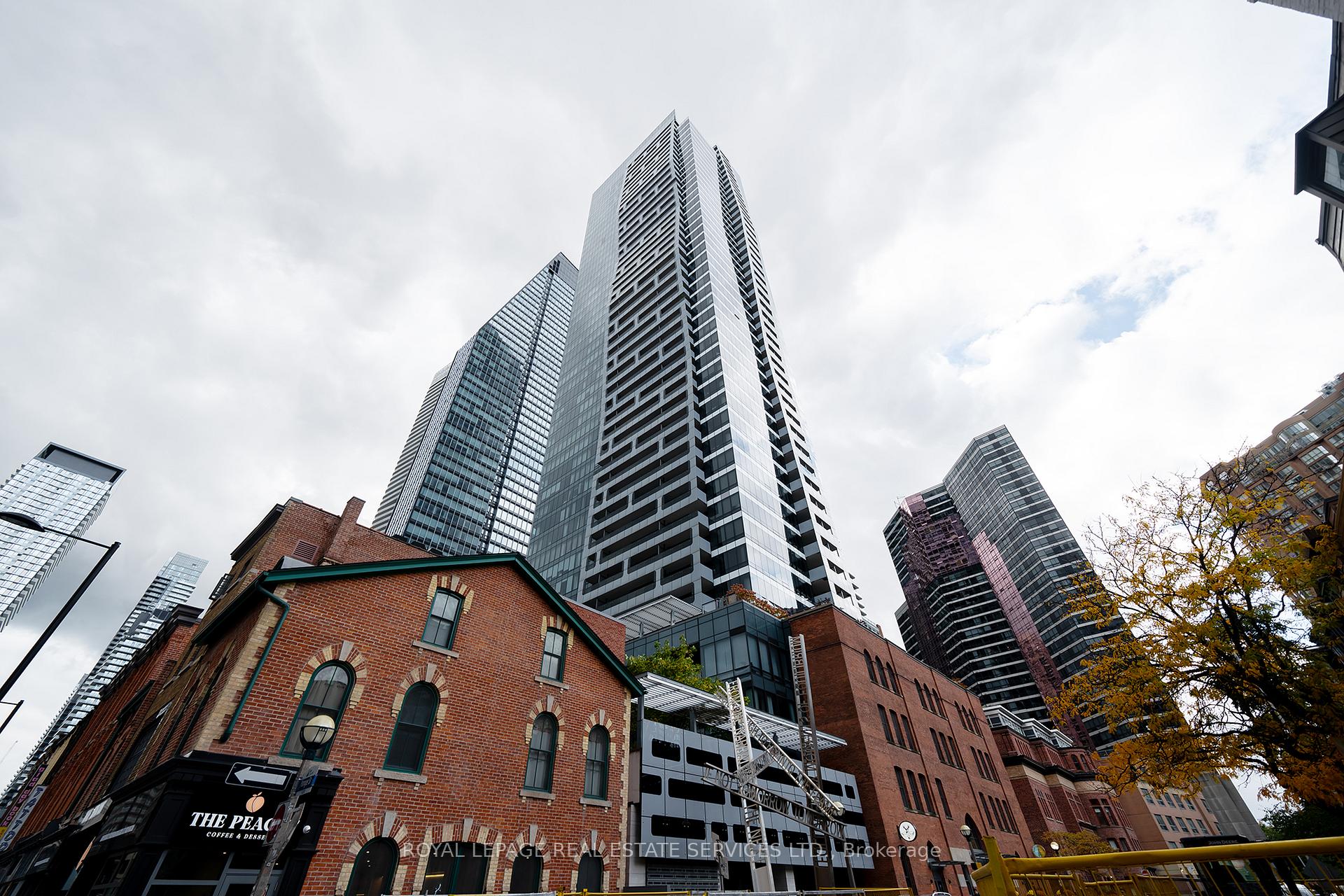 Photo of Unit 3704, 5 St. Joseph Street