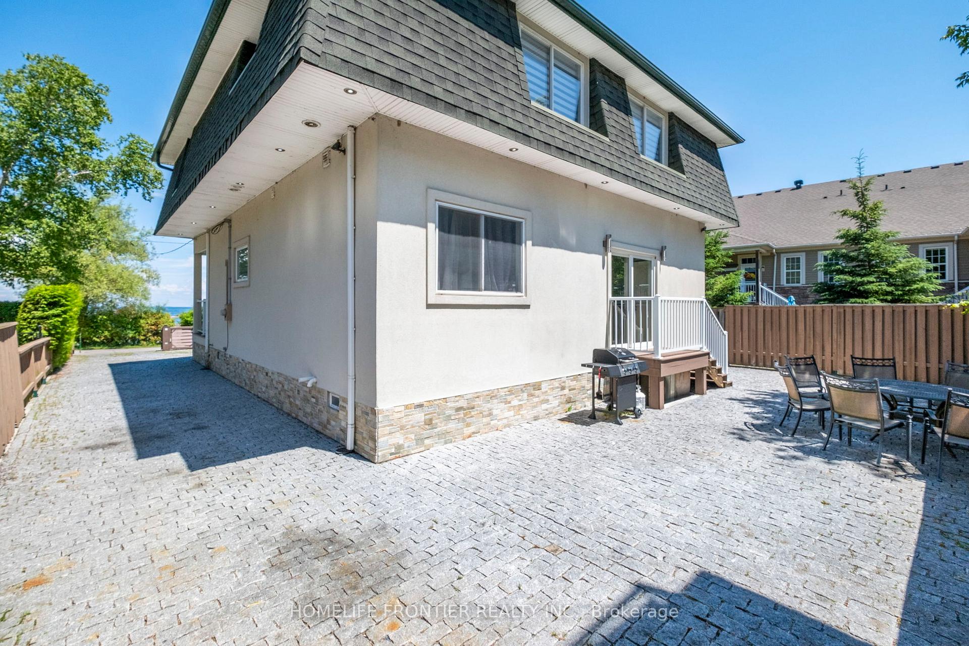 Photo 34 of 813 Lake Drive E, Georgina, Sutton & Jackson's Point — HOMEH
