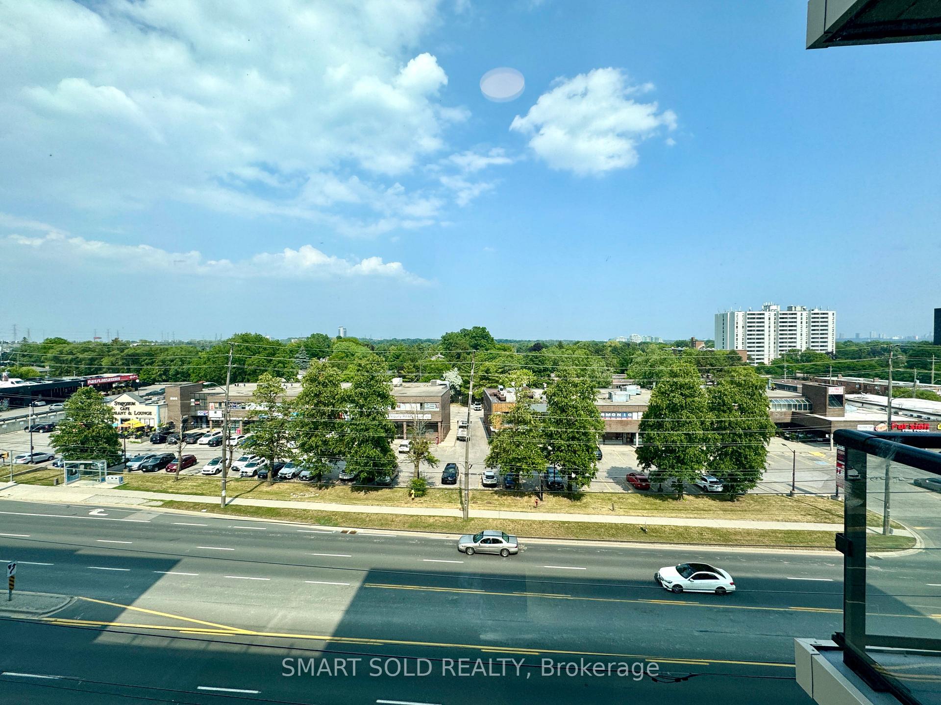 Photo 11 of Unit 520, 8188 Yonge Street, Vaughan, Uplands — HOMEH