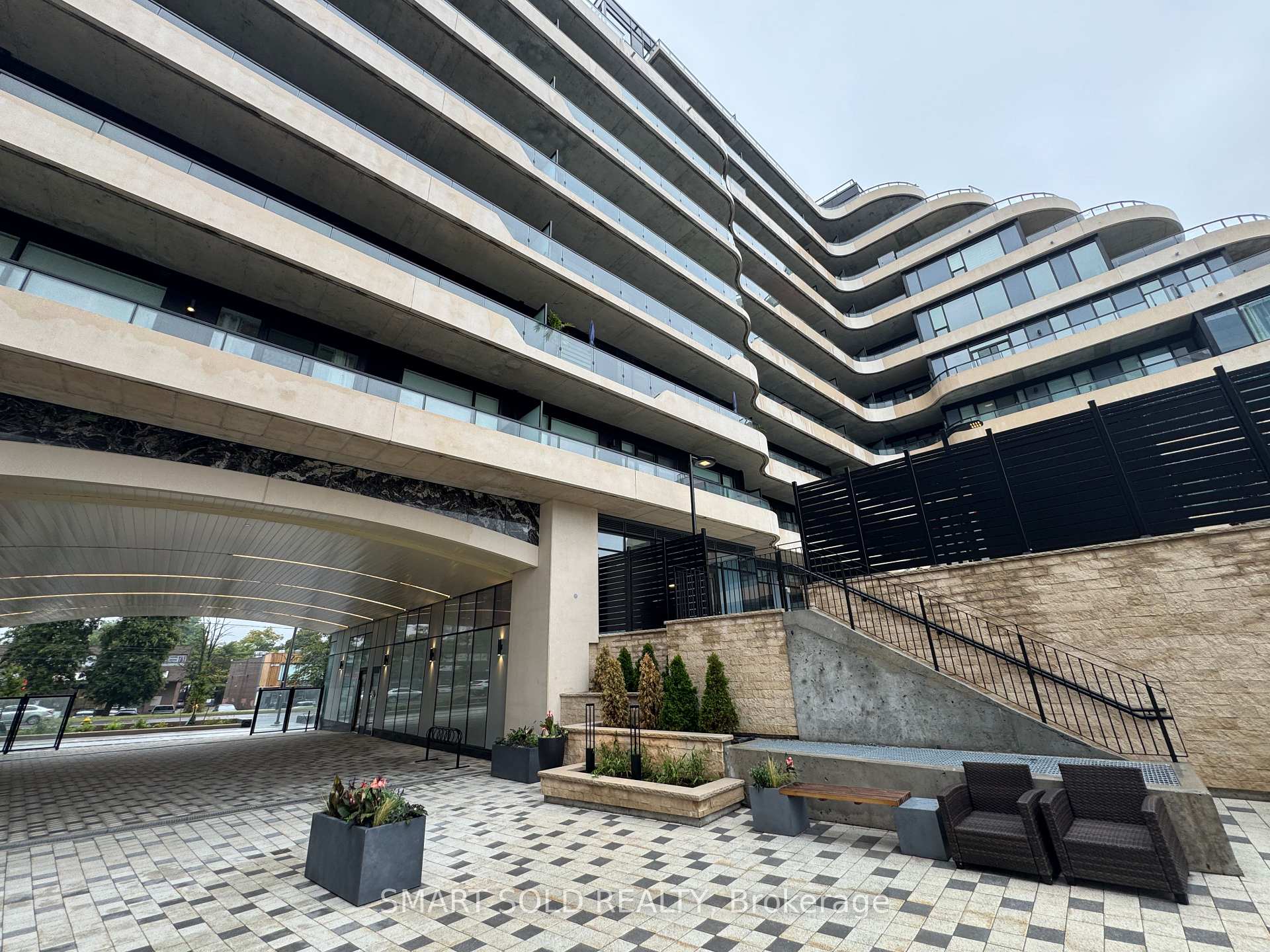 Photo 17 of Unit 520, 8188 Yonge Street, Vaughan, Uplands — HOMEH