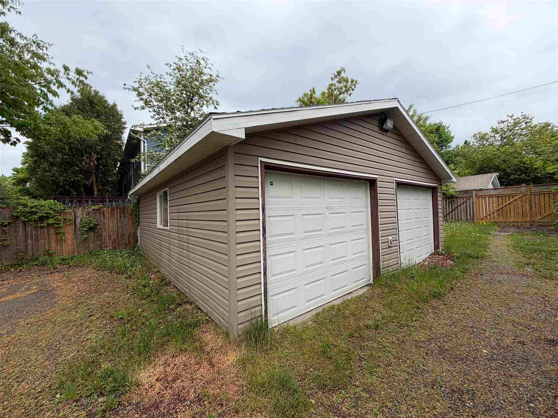 Photo 2 of 328 McNabb Street, Sault Ste Marie, Ward 3 — HOMEH