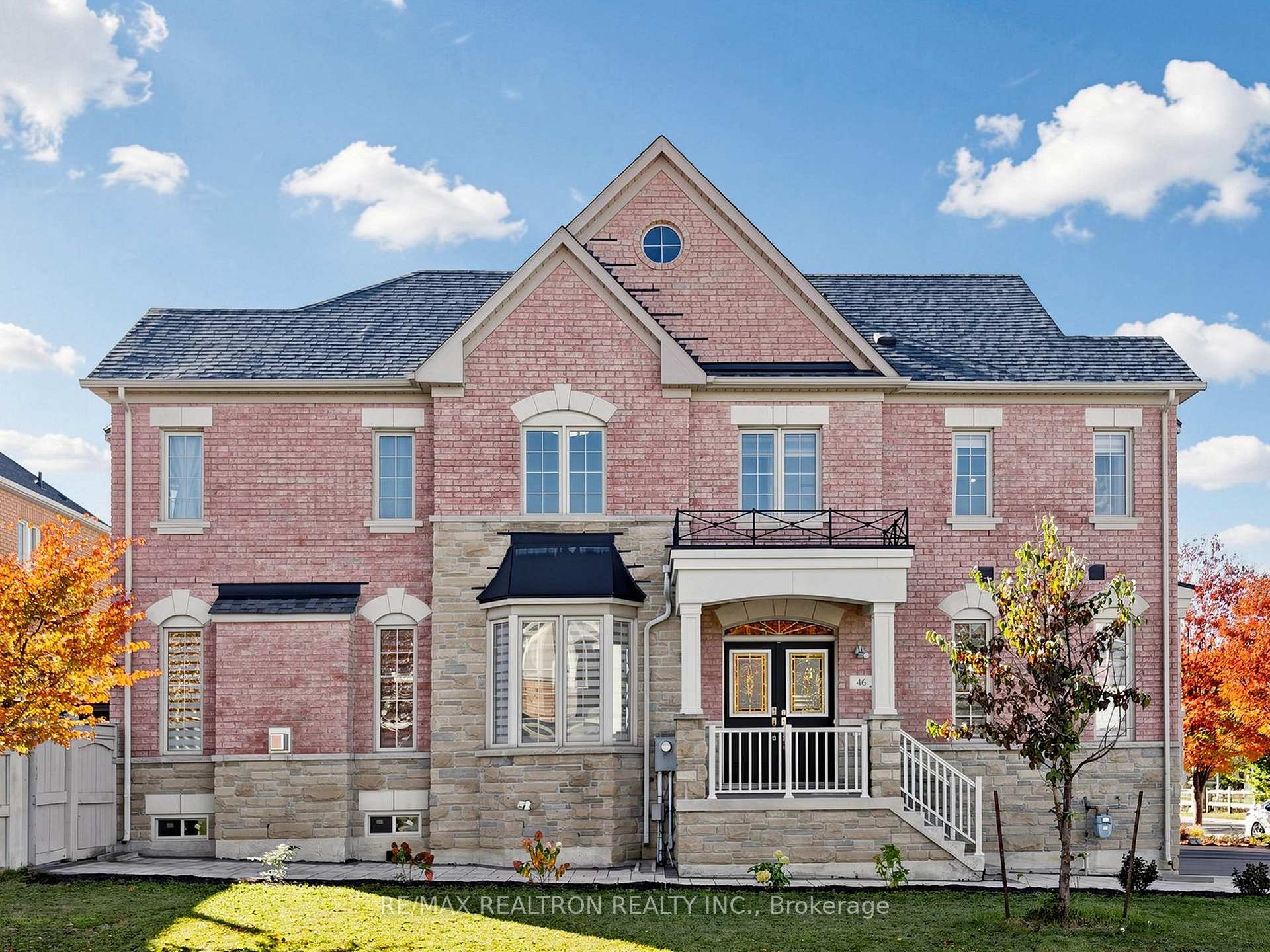 Photo 2 of 46 Mary Ellen Baker Crescent, Vaughan, Patterson — HOMEH