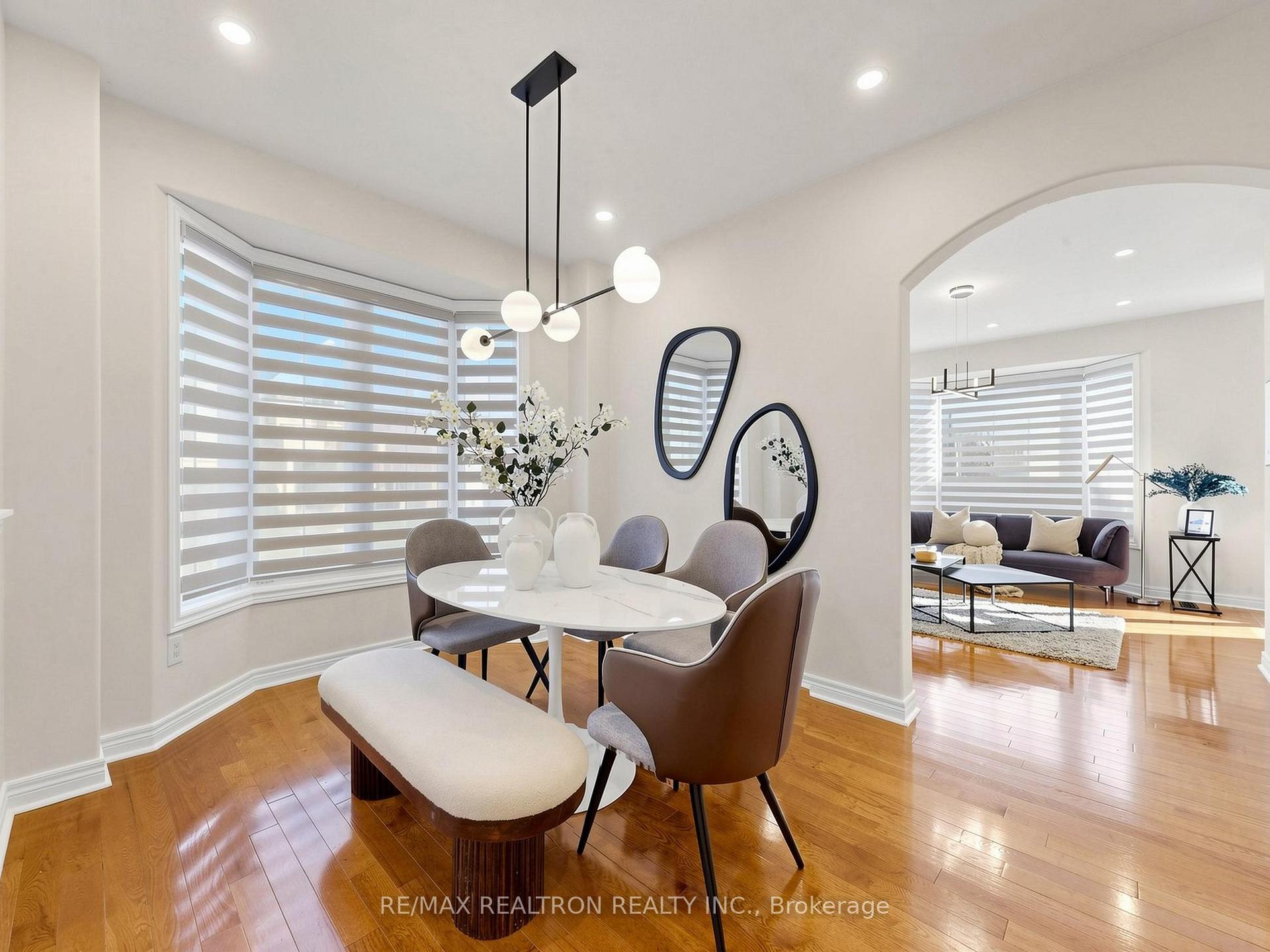 Photo 7 of 46 Mary Ellen Baker Crescent, Vaughan, Patterson — HOMEH