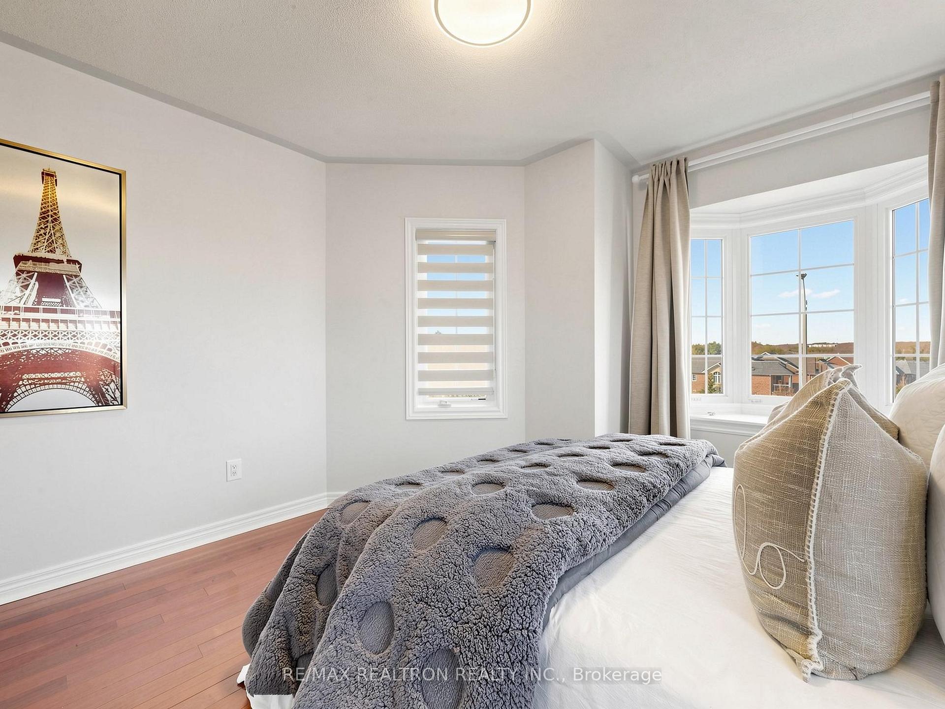 Photo 31 of 46 Mary Ellen Baker Crescent, Vaughan, Patterson — HOMEH