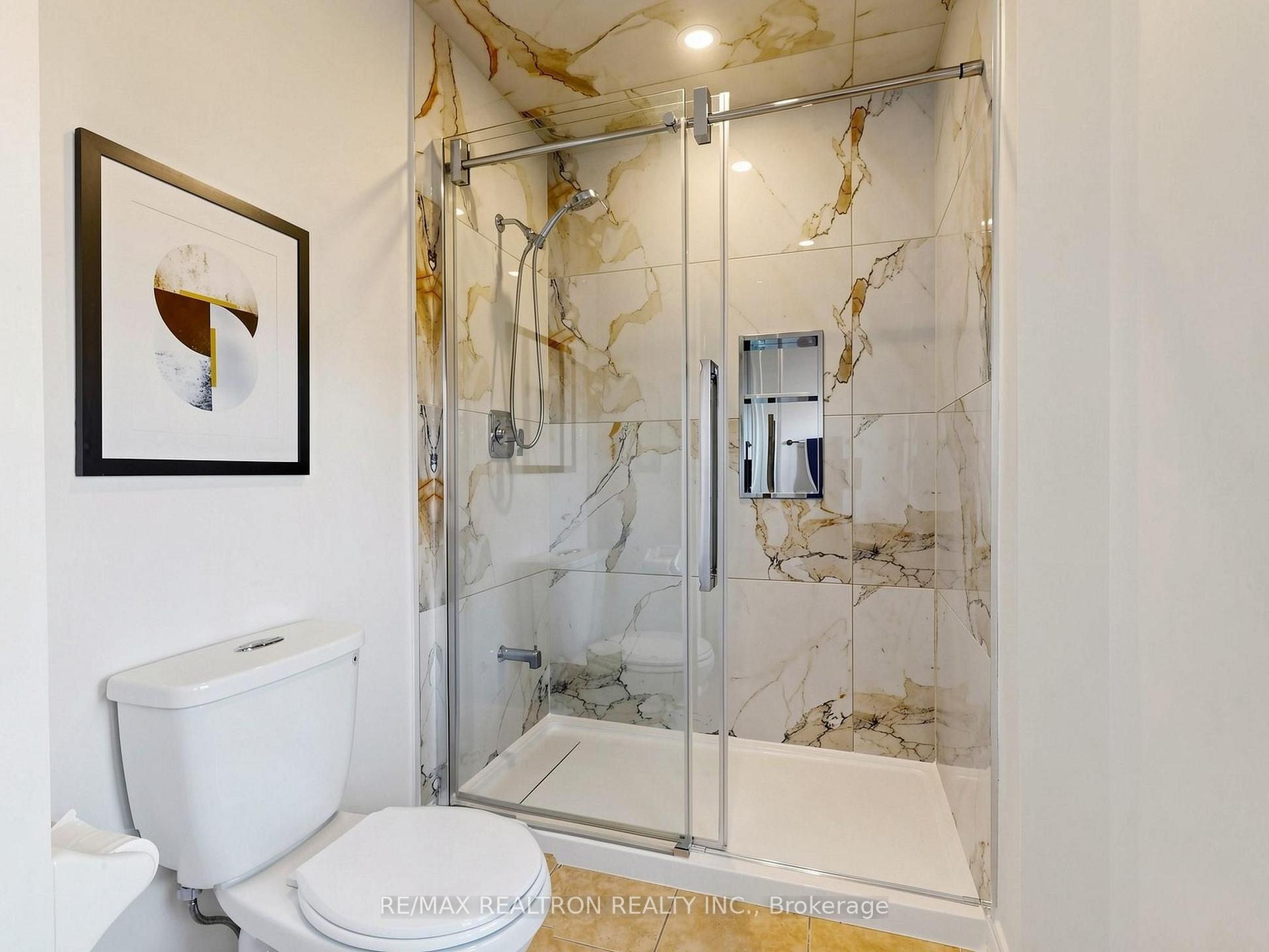 Photo 33 of 46 Mary Ellen Baker Crescent, Vaughan, Patterson — HOMEH