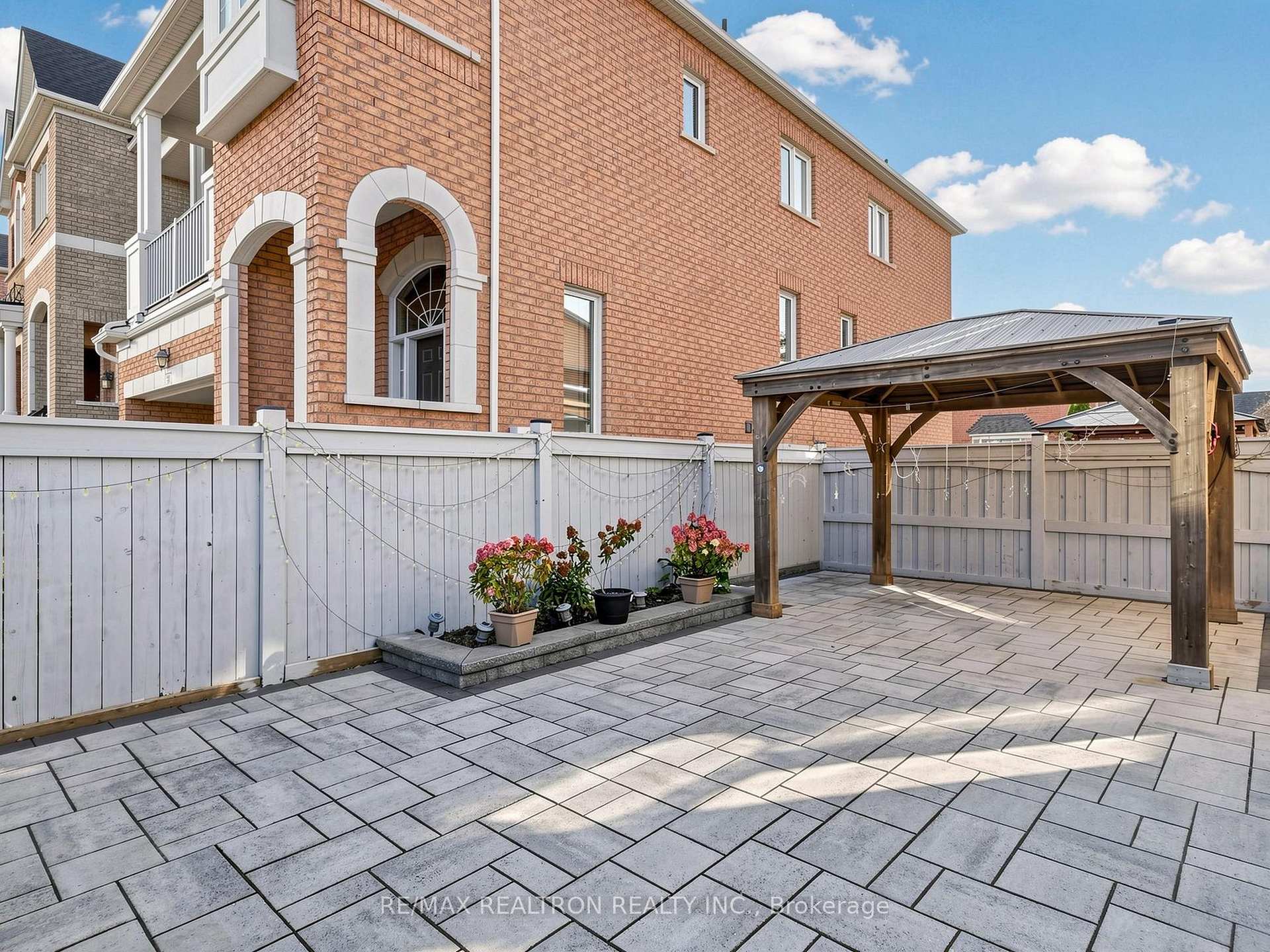 Photo 44 of 46 Mary Ellen Baker Crescent, Vaughan, Patterson — HOMEH
