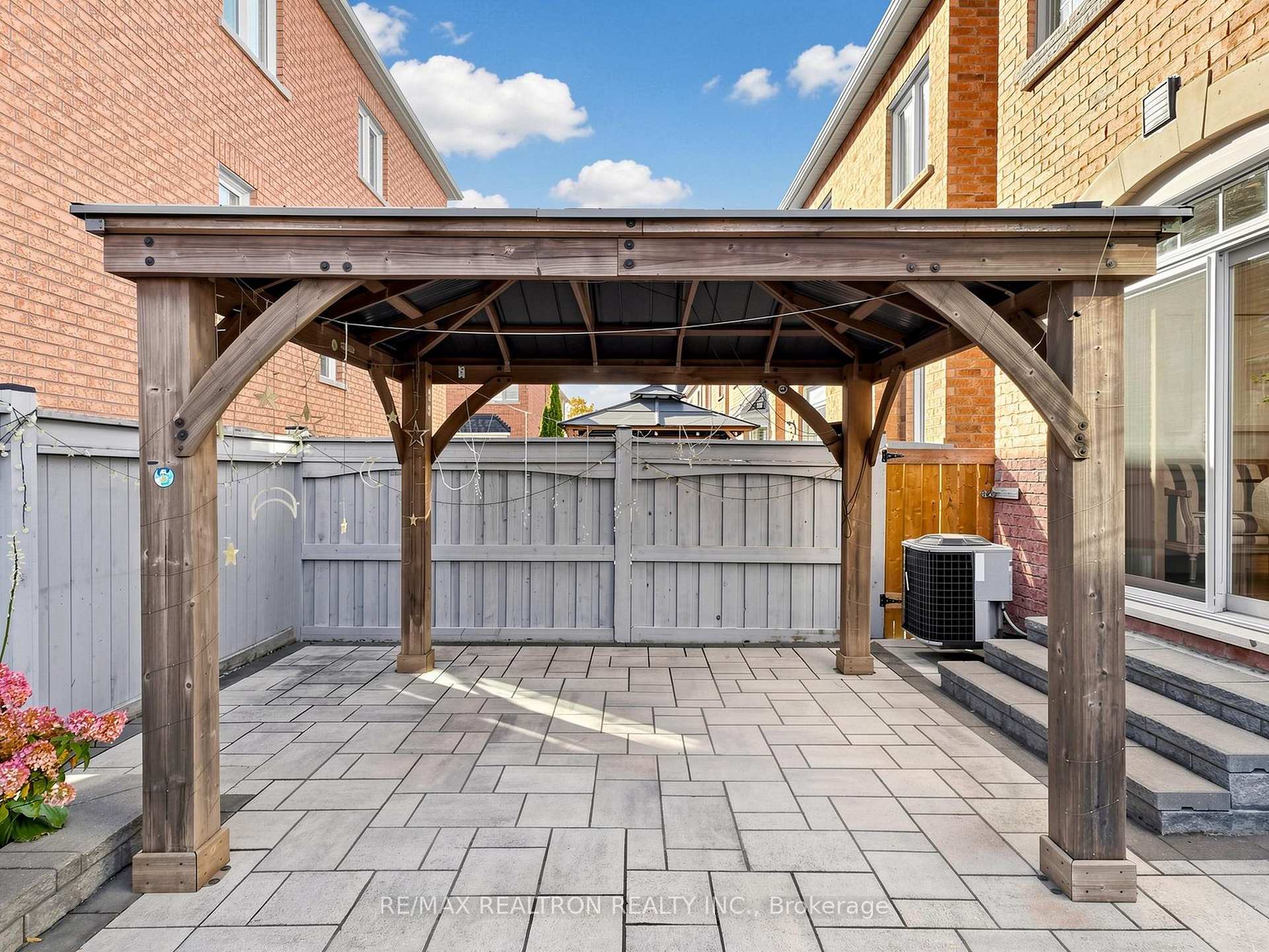 Photo 45 of 46 Mary Ellen Baker Crescent, Vaughan, Patterson — HOMEH