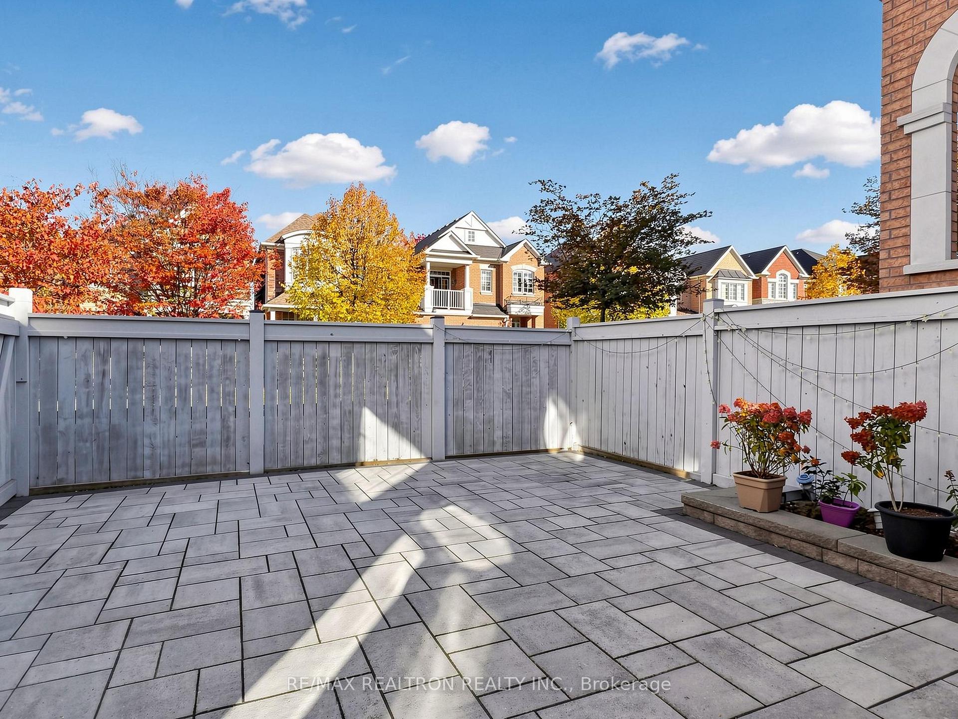 Photo 47 of 46 Mary Ellen Baker Crescent, Vaughan, Patterson — HOMEH