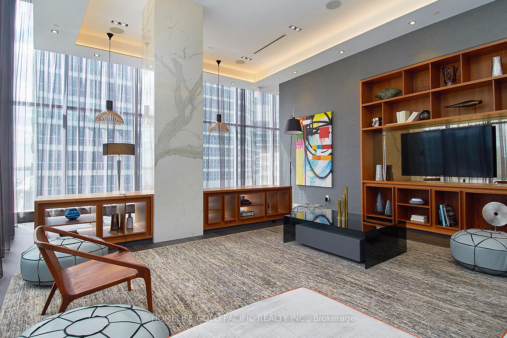 Photo 14 of Unit 1901, 10 York Street, Toronto, Waterfront Communities — HOMEH