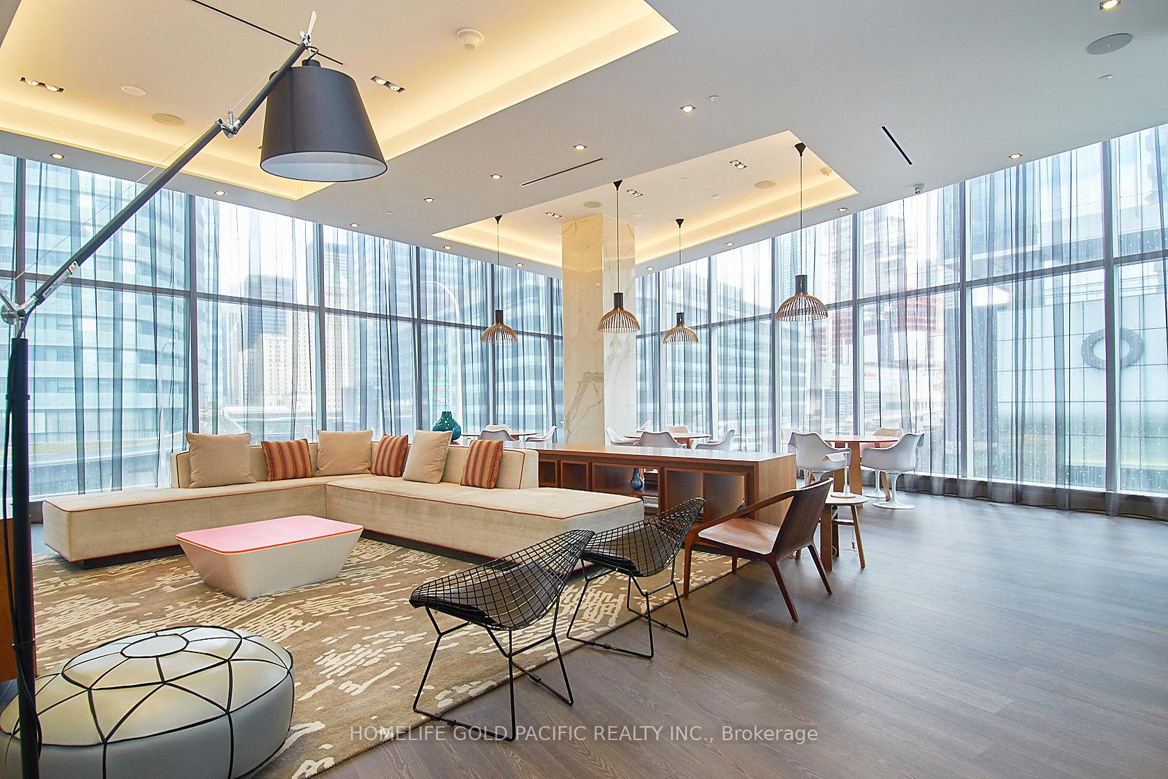 Photo 17 of Unit 1901, 10 York Street, Toronto, Waterfront Communities — HOMEH