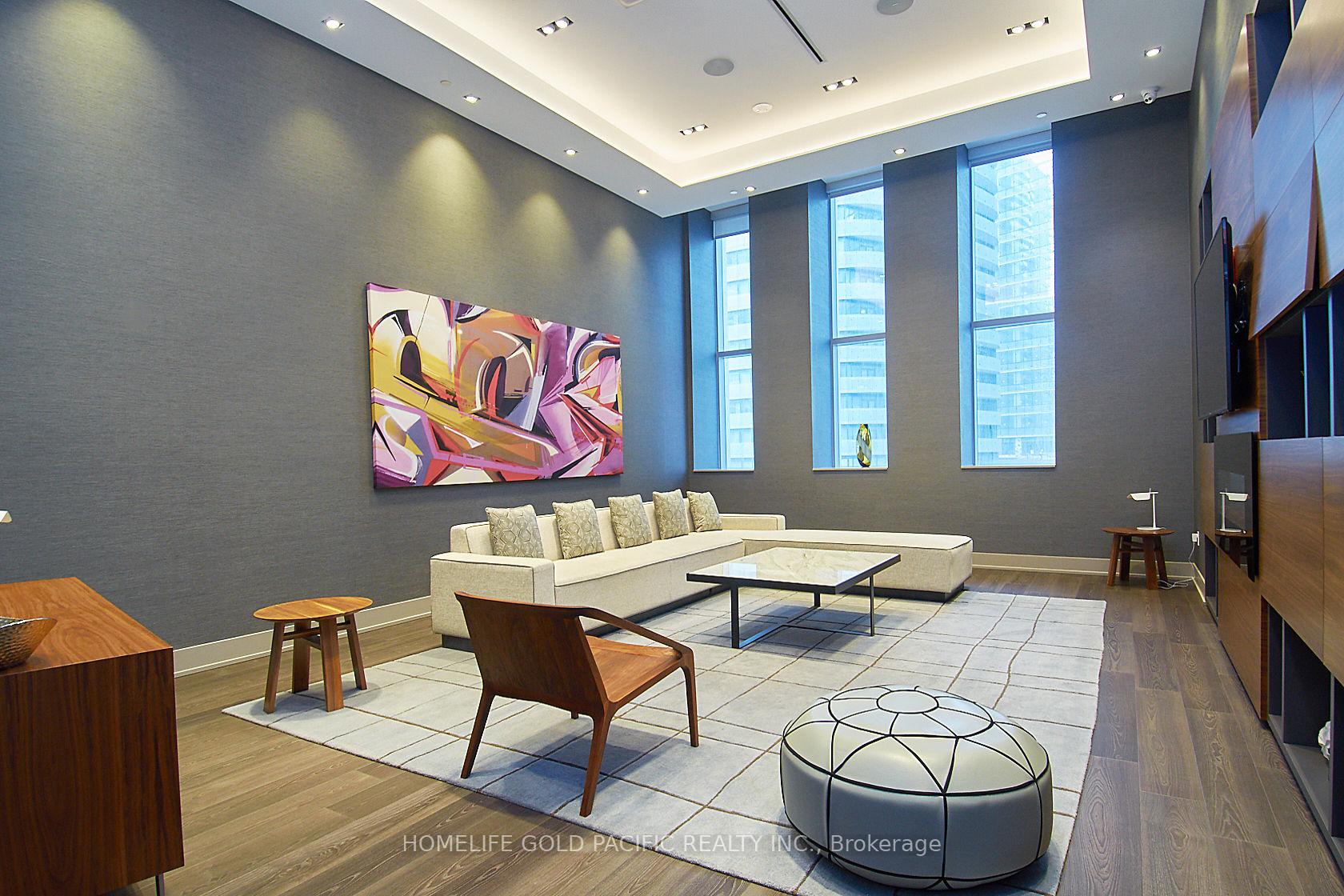 Photo 20 of Unit 1901, 10 York Street, Toronto, Waterfront Communities — HOMEH