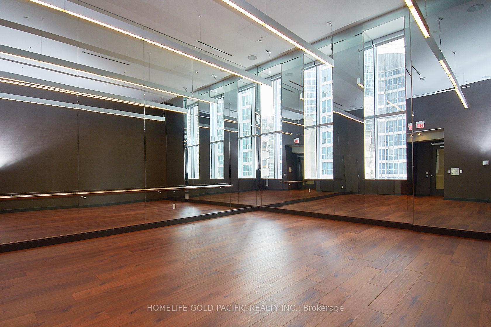 Photo 27 of Unit 1901, 10 York Street, Toronto, Waterfront Communities — HOMEH