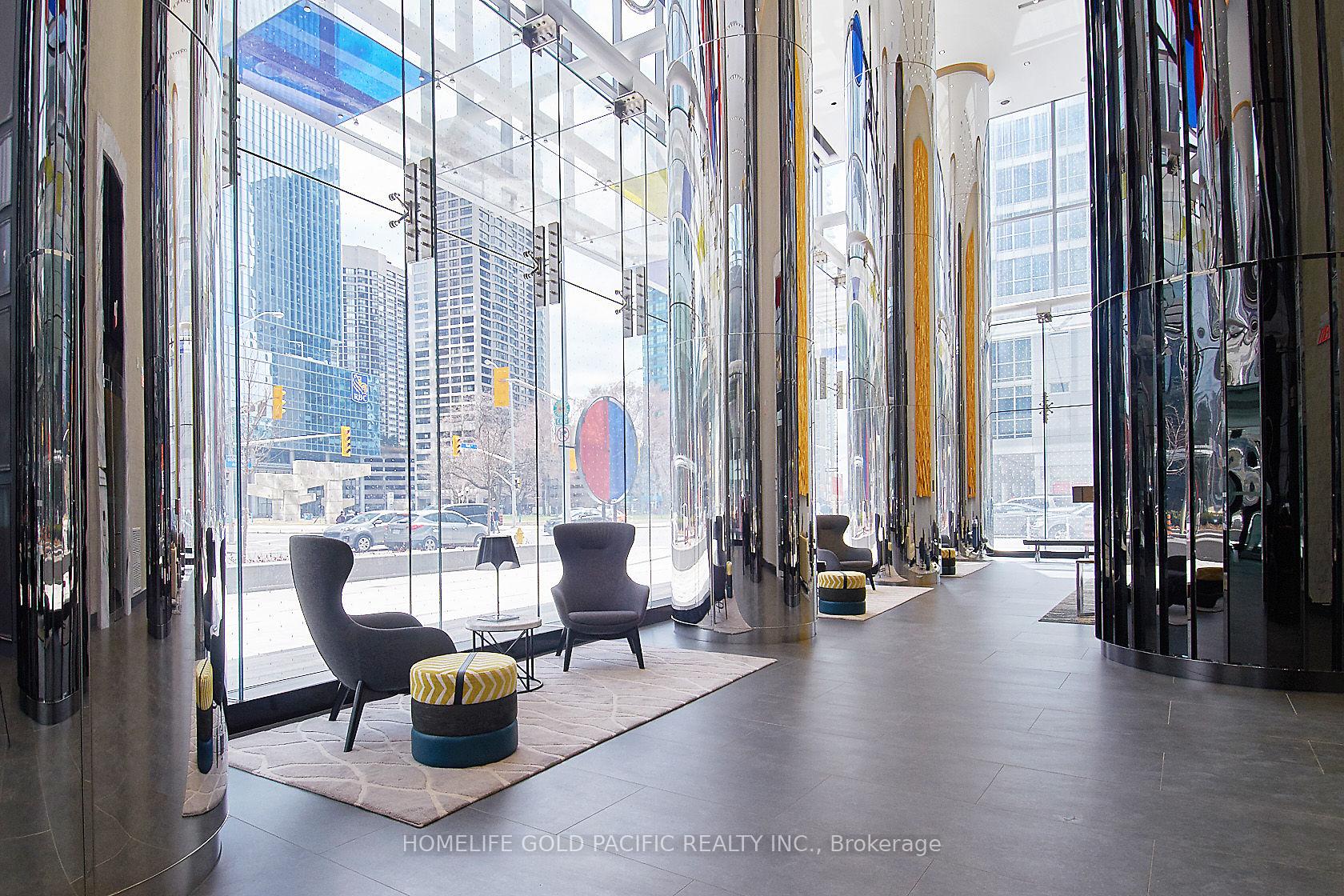 Photo 36 of Unit 1901, 10 York Street, Toronto, Waterfront Communities — HOMEH