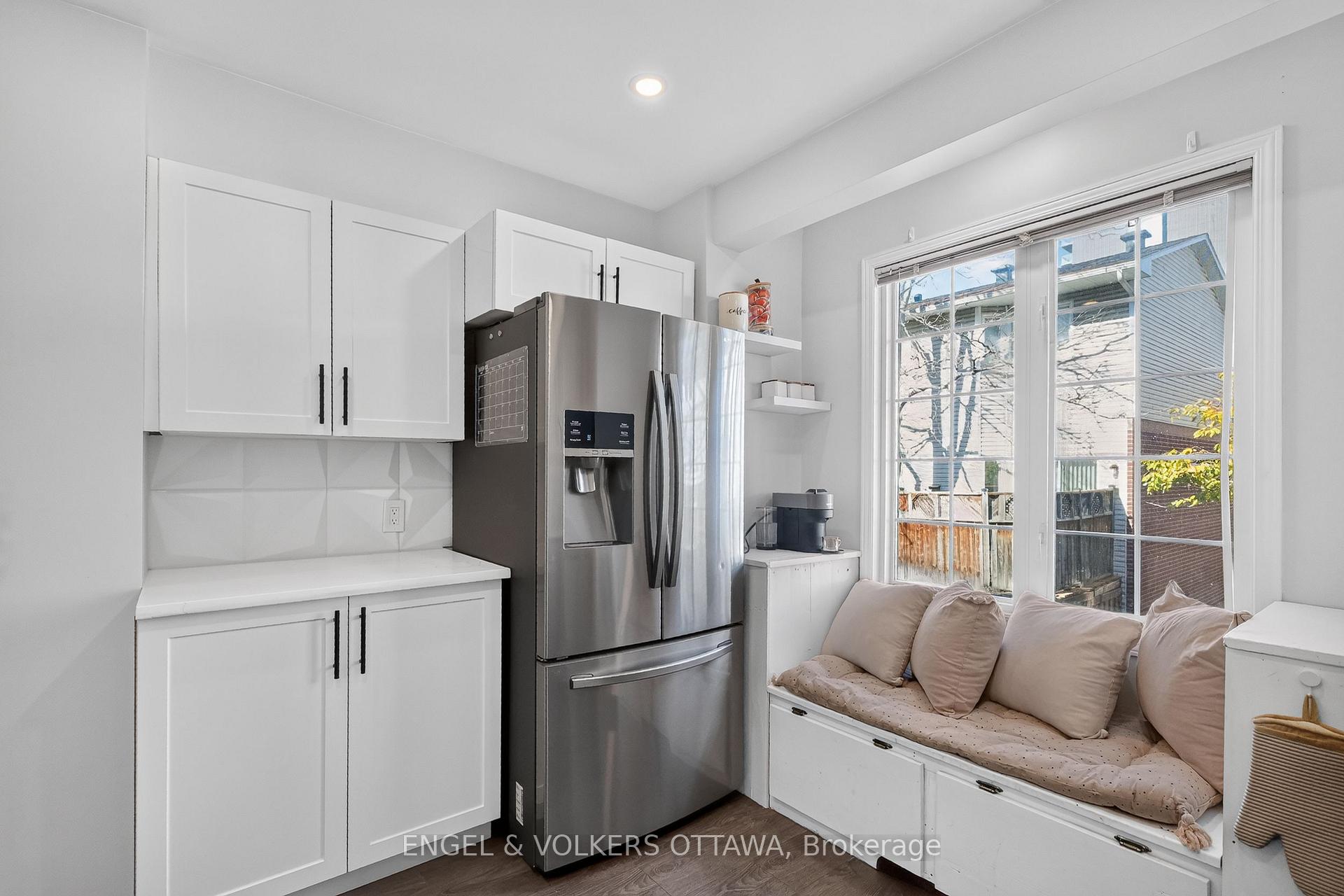 Photo 6 of Unit 10, 1160 Belanger Avenue, Ottawa, Billings Bridge — HOMEH