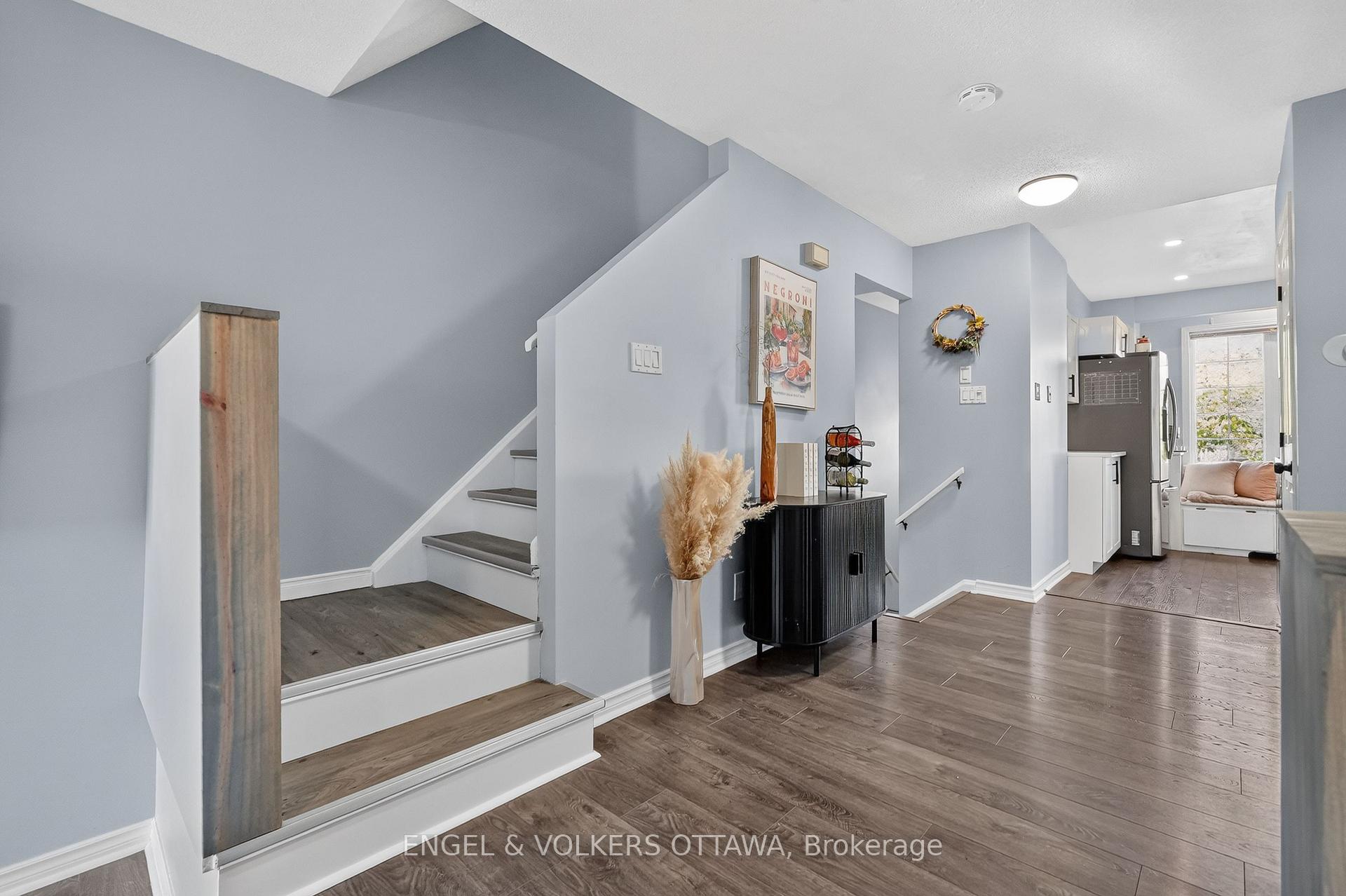Photo 12 of Unit 10, 1160 Belanger Avenue, Ottawa, Billings Bridge — HOMEH