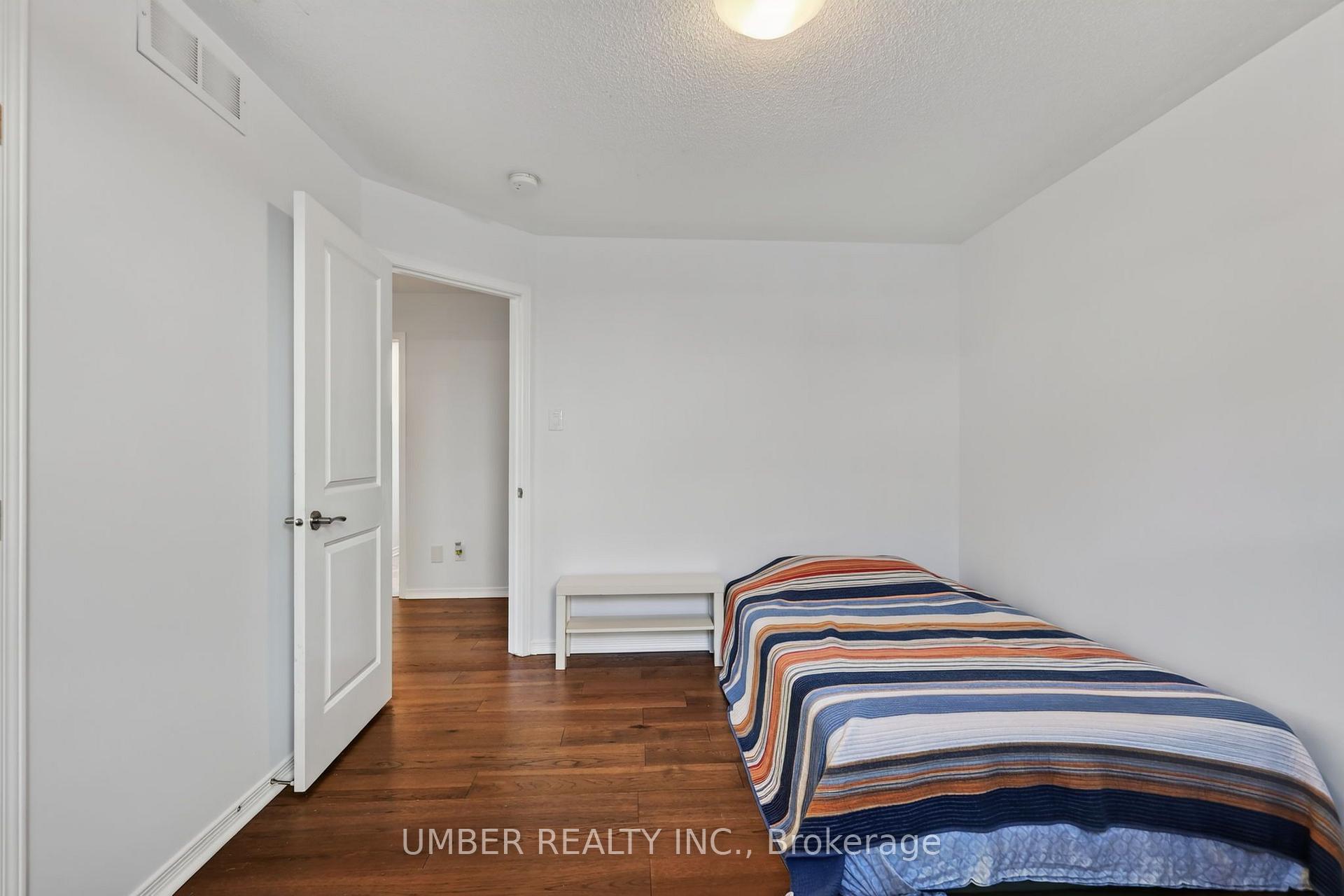Photo 30 of 305 Bobolink Ridge, Ottawa, Kanata - Emerald Meadows/Trailwest — HOMEH