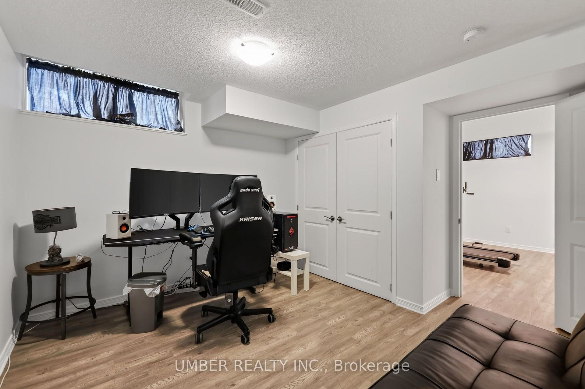 Photo 36 of 305 Bobolink Ridge, Ottawa, Kanata - Emerald Meadows/Trailwest — HOMEH