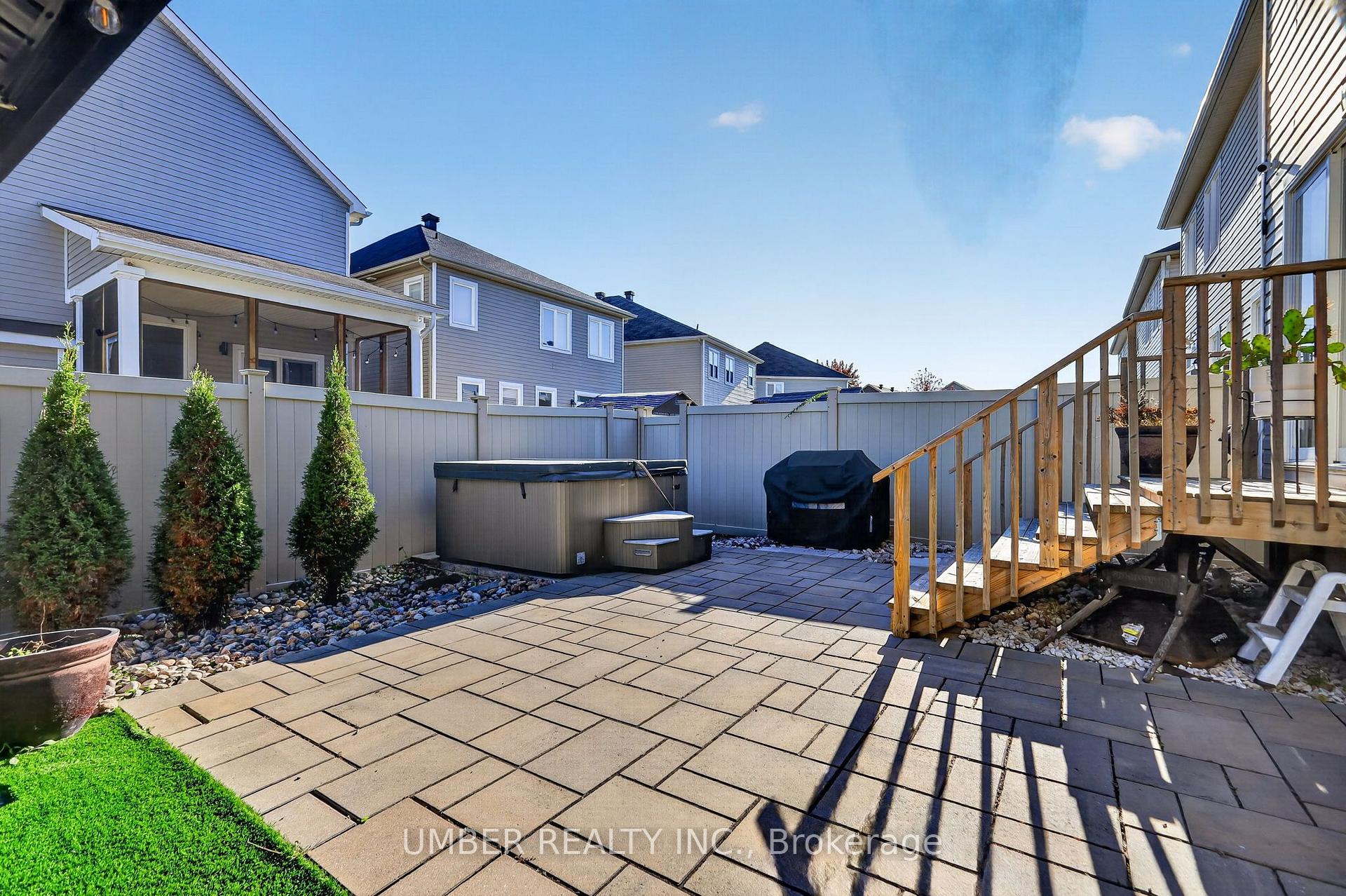 Photo 41 of 305 Bobolink Ridge, Ottawa, Kanata - Emerald Meadows/Trailwest — HOMEH