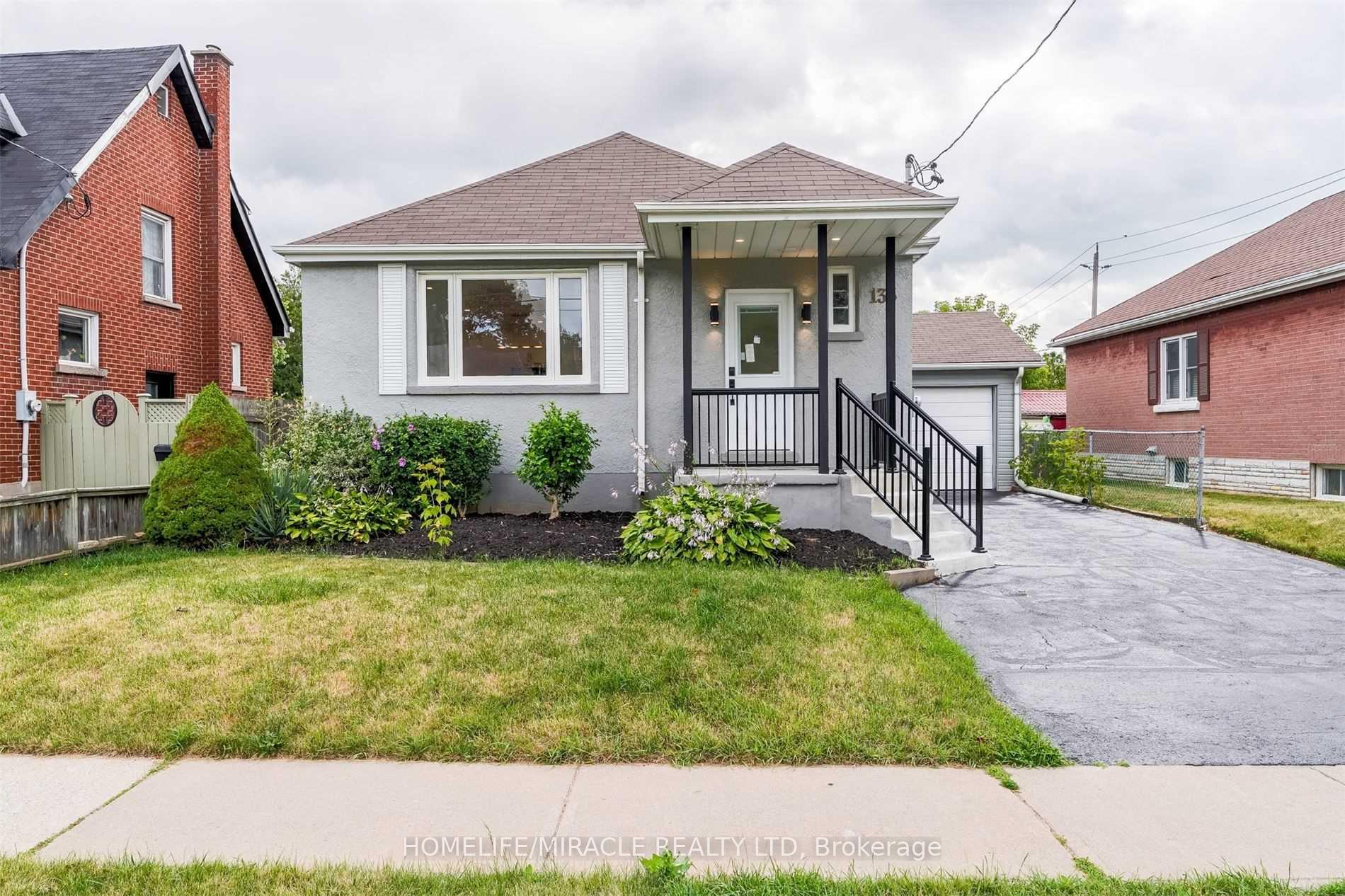 Photo of 135 Central Park Boulevard N