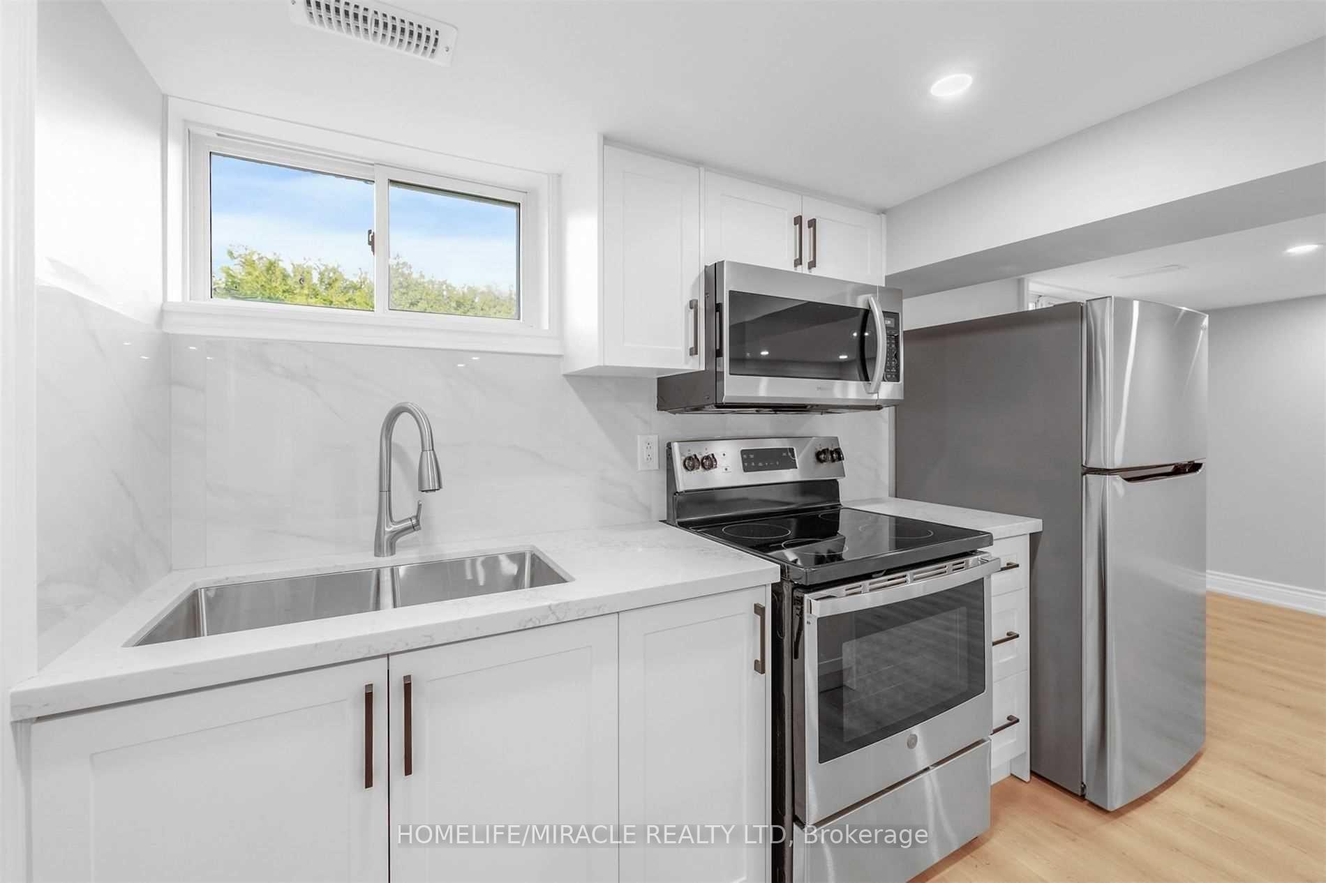 Photo 6 of 135 Central Park Boulevard N, Oshawa, O'Neill — HOMEH
