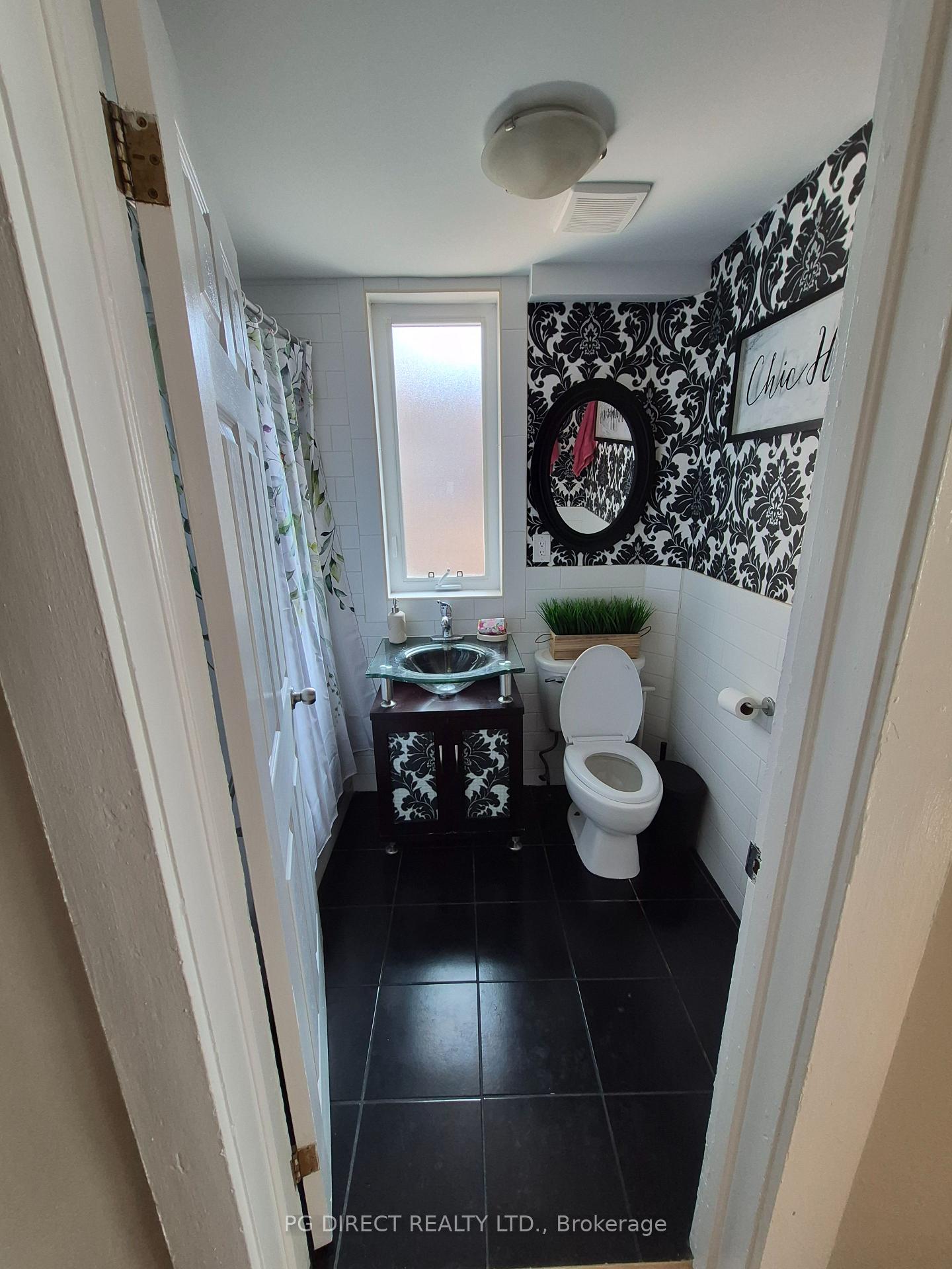 Photo 5 of 218 Broadview Avenue, Toronto, South Riverdale — HOMEH