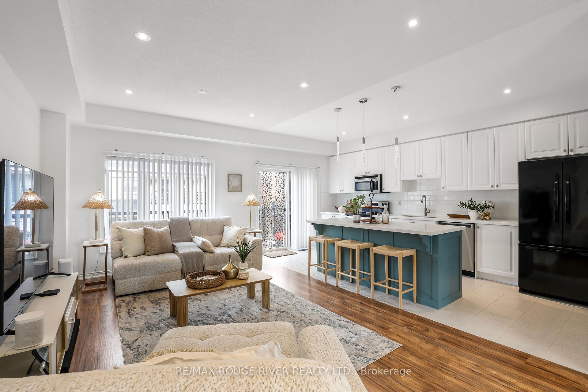 Photo 9 of 17 Devineridge Avenue, Ajax, Central East — HOMEH