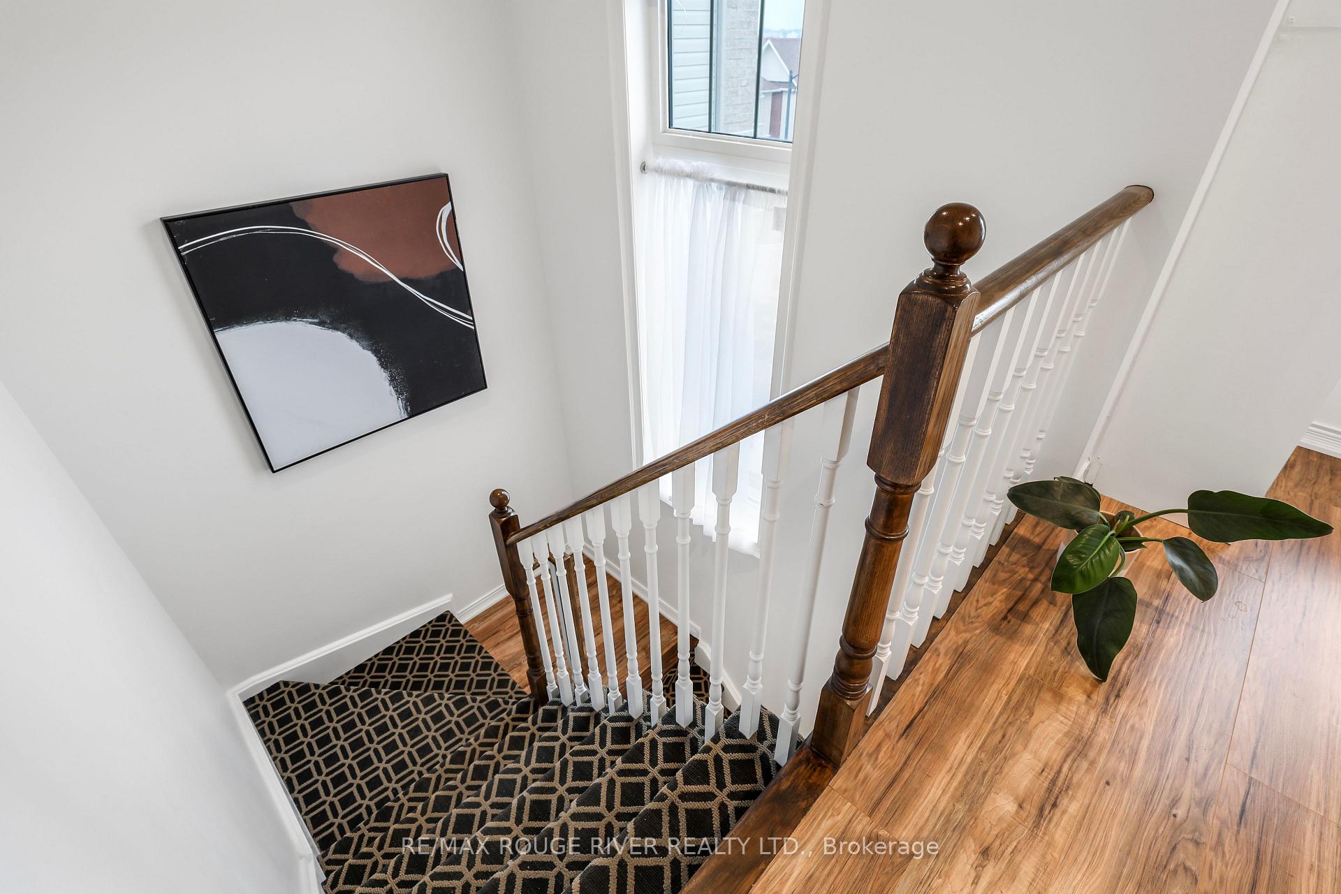 Photo 27 of 17 Devineridge Avenue, Ajax, Central East — HOMEH