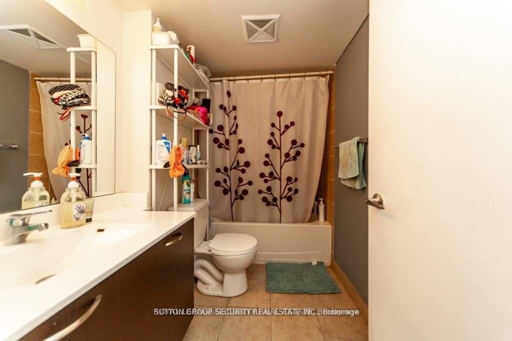 Photo 11 of Unit 610, 38 Joe Shuster Way, Toronto, South Parkdale — HOMEH