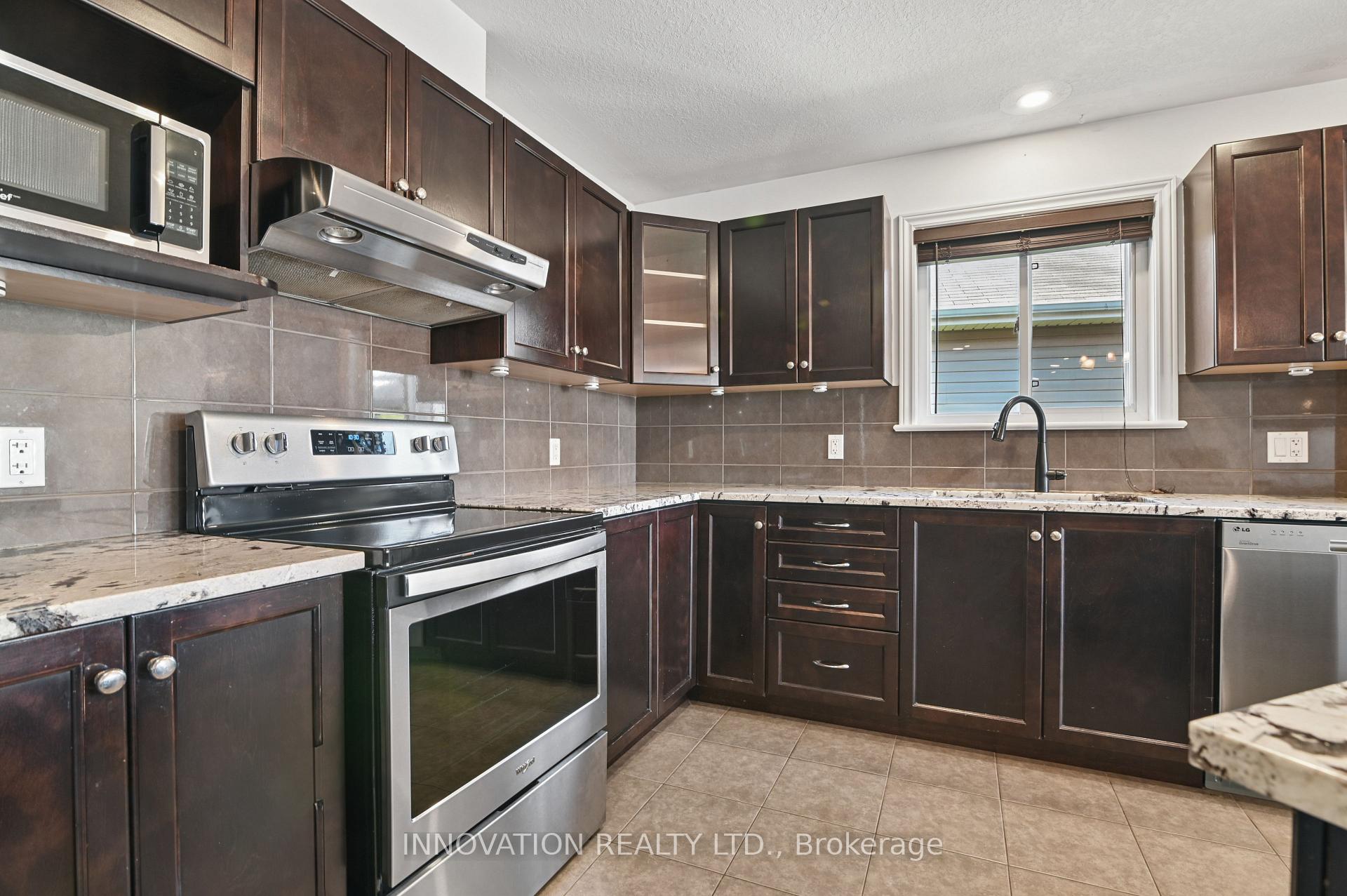 Photo 10 of 25 Westerra Way N, North Grenville, Kemptville — HOMEH