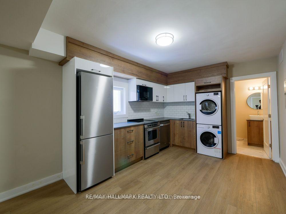 Photo 2 of Unit 202, 628 Danforth Avenue, Toronto, Playter Estates-Danforth — HOMEH