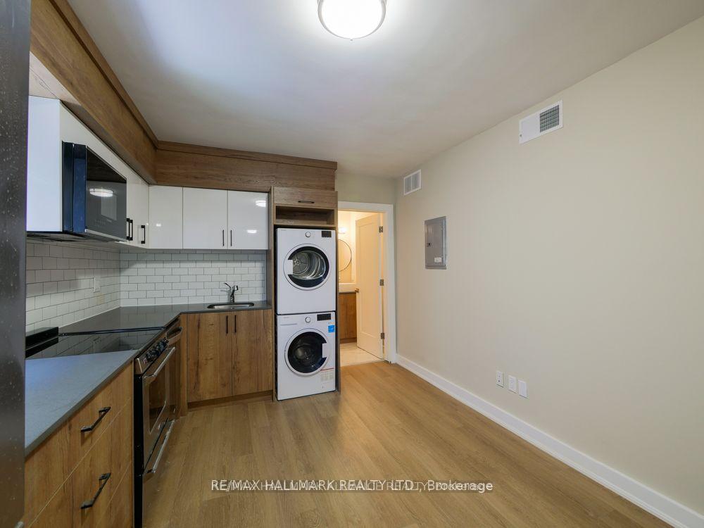 Photo 4 of Unit 202, 628 Danforth Avenue, Toronto, Playter Estates-Danforth — HOMEH