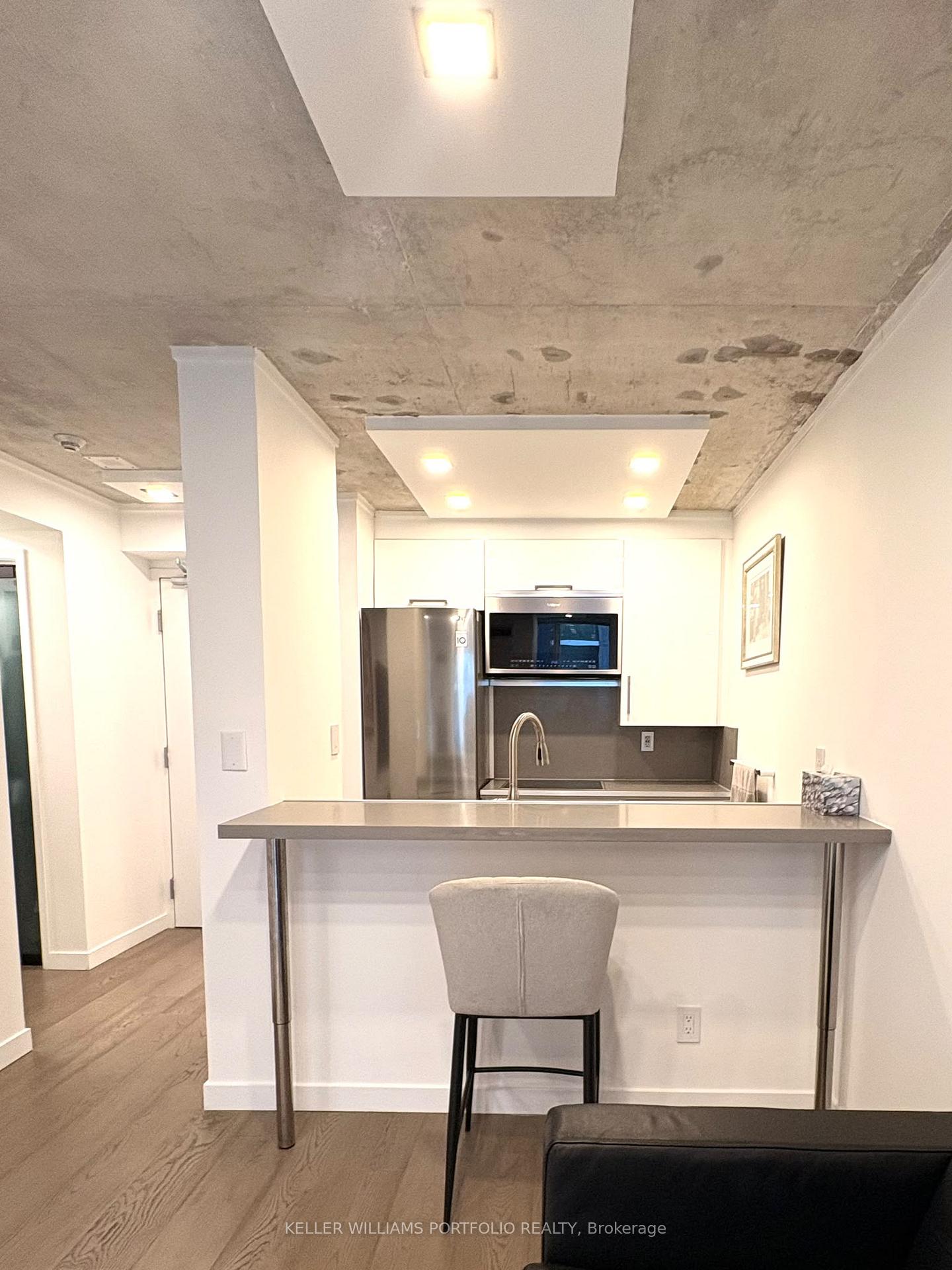 Photo 2 of Unit 614, 222 The Esplanade, Toronto, Waterfront Communities — HOMEH