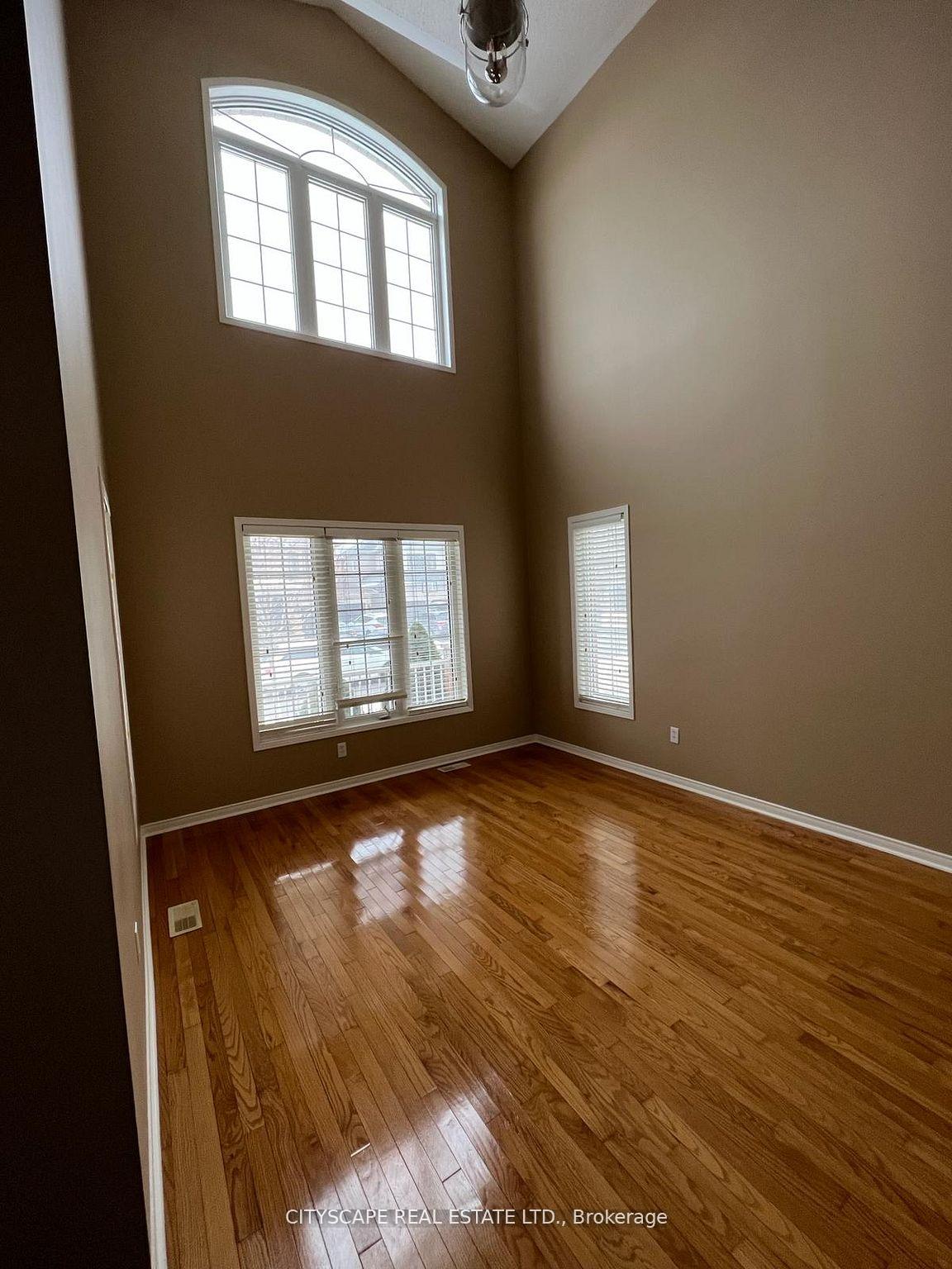 Photo 22 of 5436 Blue Spruce Avenue, Burlington, Orchard — HOMEH
