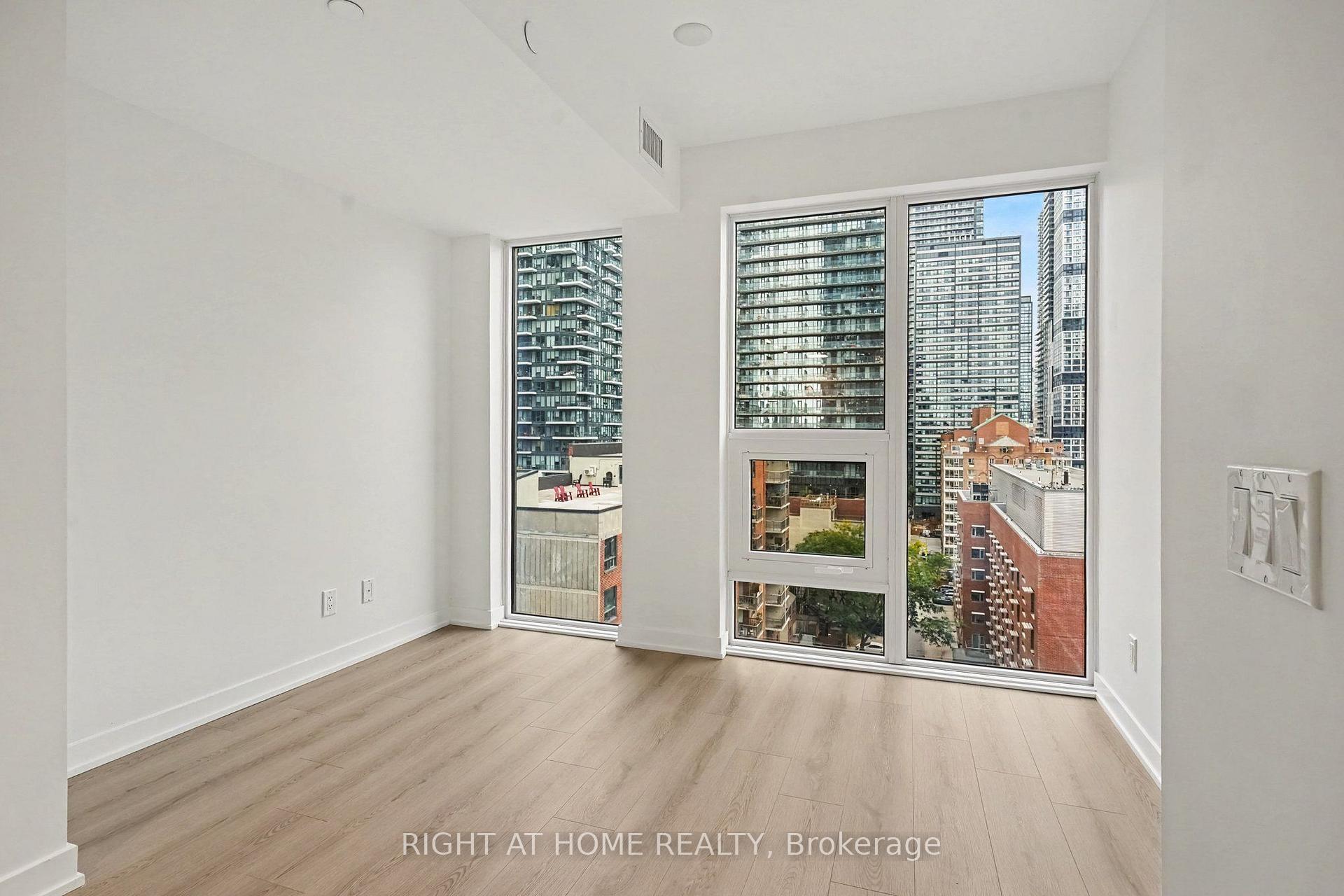 Photo 3 of Unit 1203, 100 Queen Street E, Toronto, Church-Yonge Corridor — HOMEH