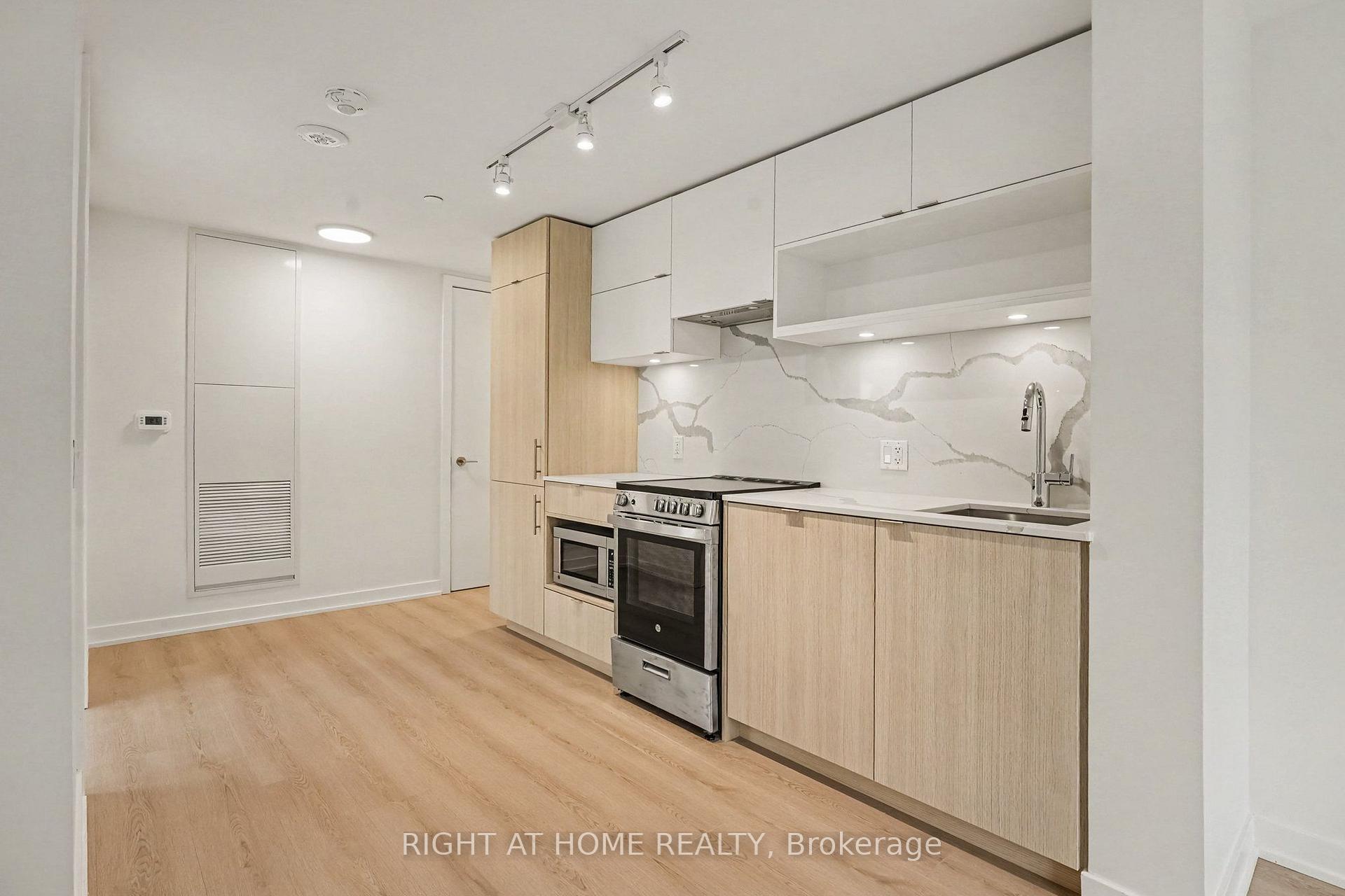 Photo 7 of Unit 1203, 100 Queen Street E, Toronto, Church-Yonge Corridor — HOMEH