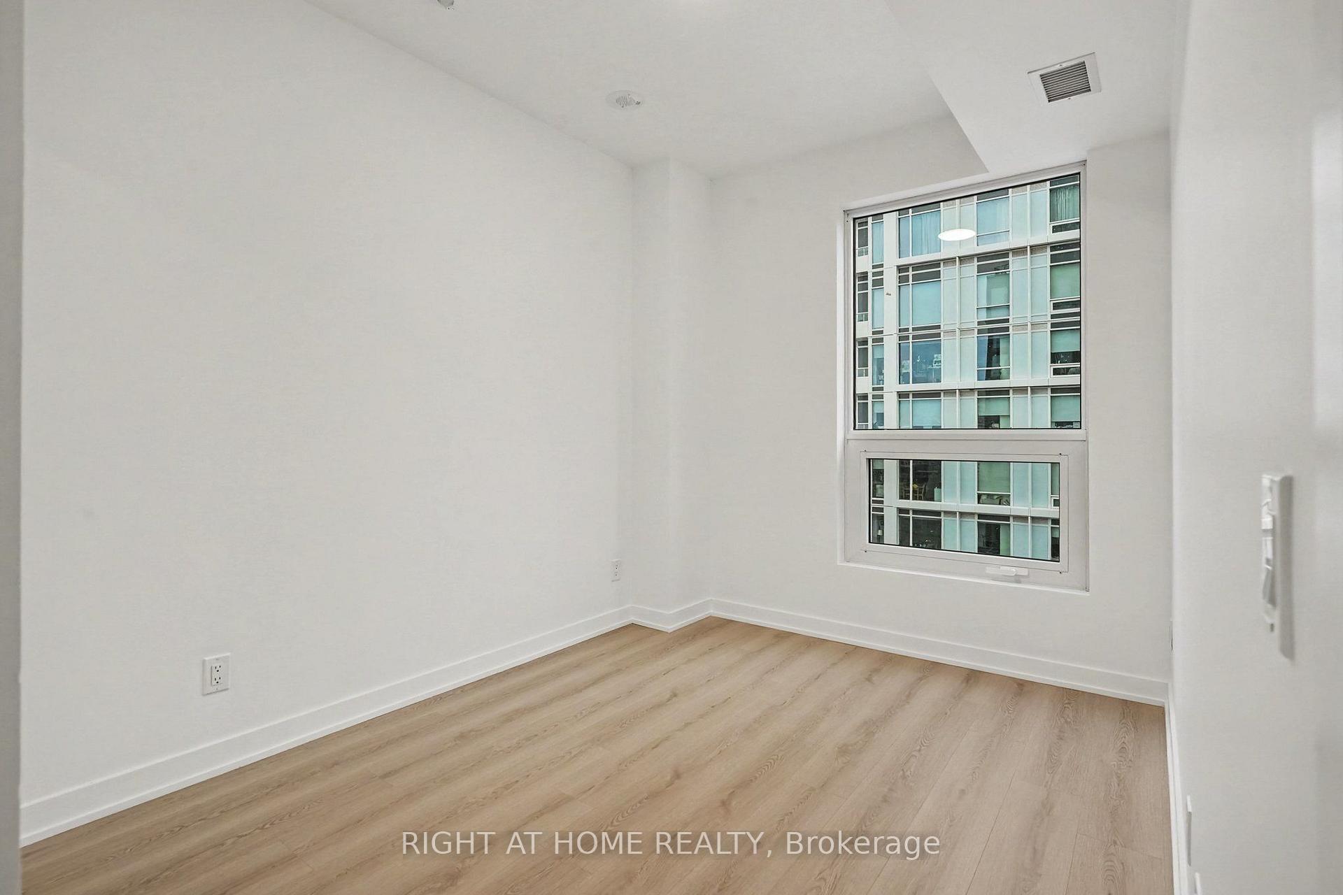Photo 8 of Unit 3009, 100 Queen Street E, Toronto, Church-Yonge Corridor — HOMEH