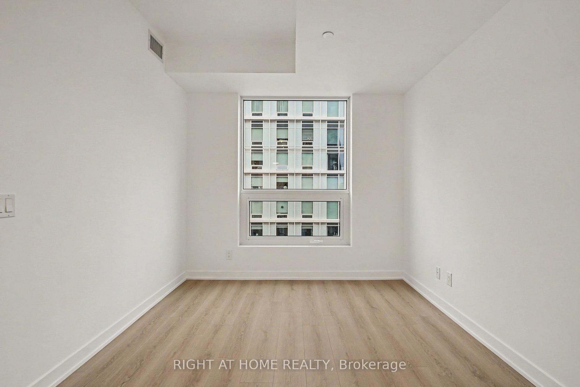 Photo 11 of Unit 3009, 100 Queen Street E, Toronto, Church-Yonge Corridor — HOMEH