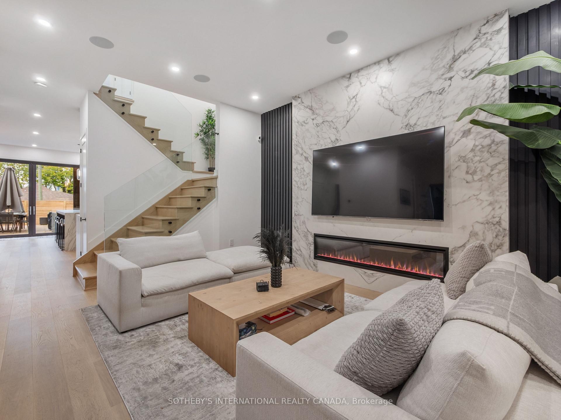 Photo 9 of 73 Guthrie Avenue, Etobicoke, Stonegate-Queensway — HOMEH