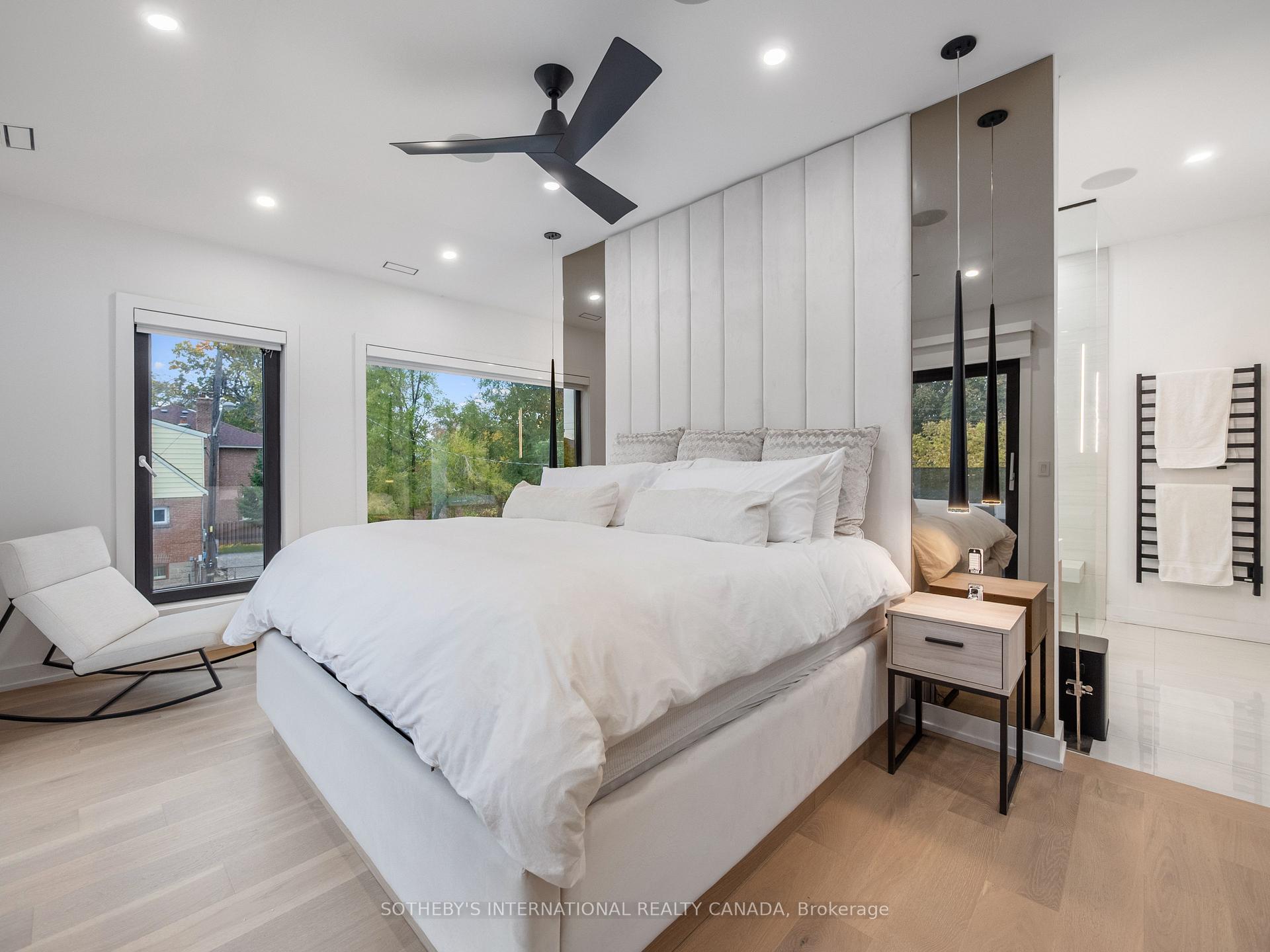Photo 31 of 73 Guthrie Avenue, Etobicoke, Stonegate-Queensway — HOMEH