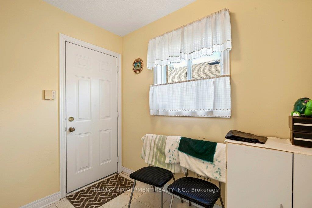 Photo 13 of 13 Chianti Crescent, Hamilton, Stoney Creek — HOMEH